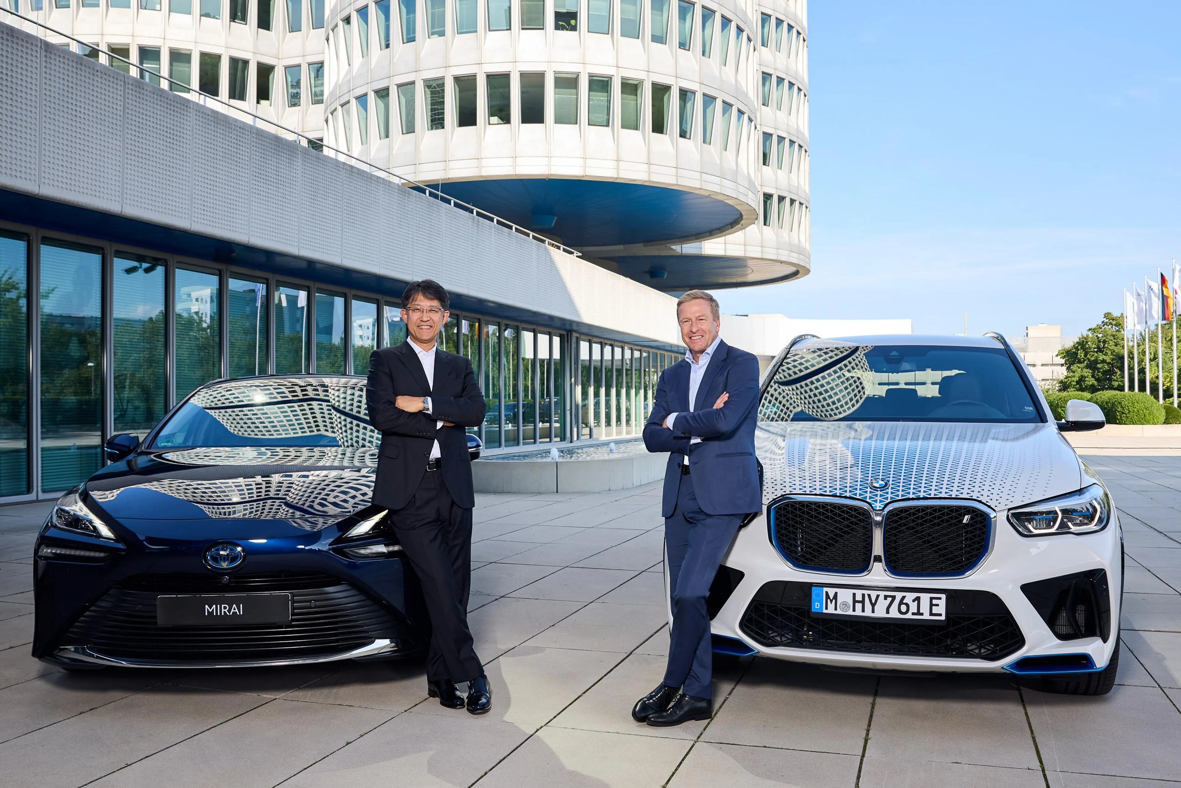 BMW to launch hydrogen-powered vehicle in 2028 with Toyota's help
