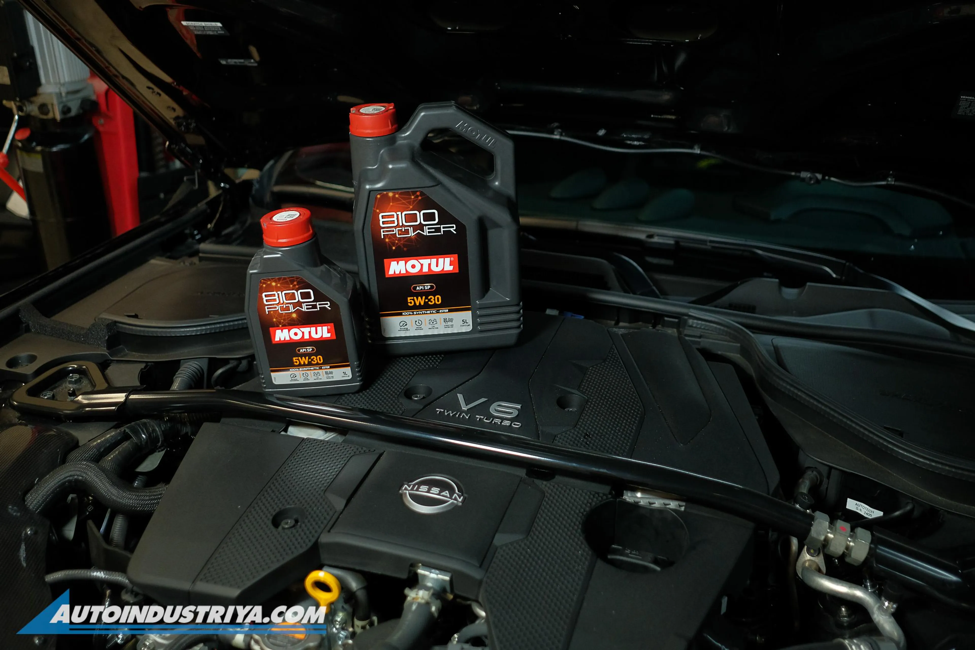 Motul 8100 Power: Track-developed performance for your daily car