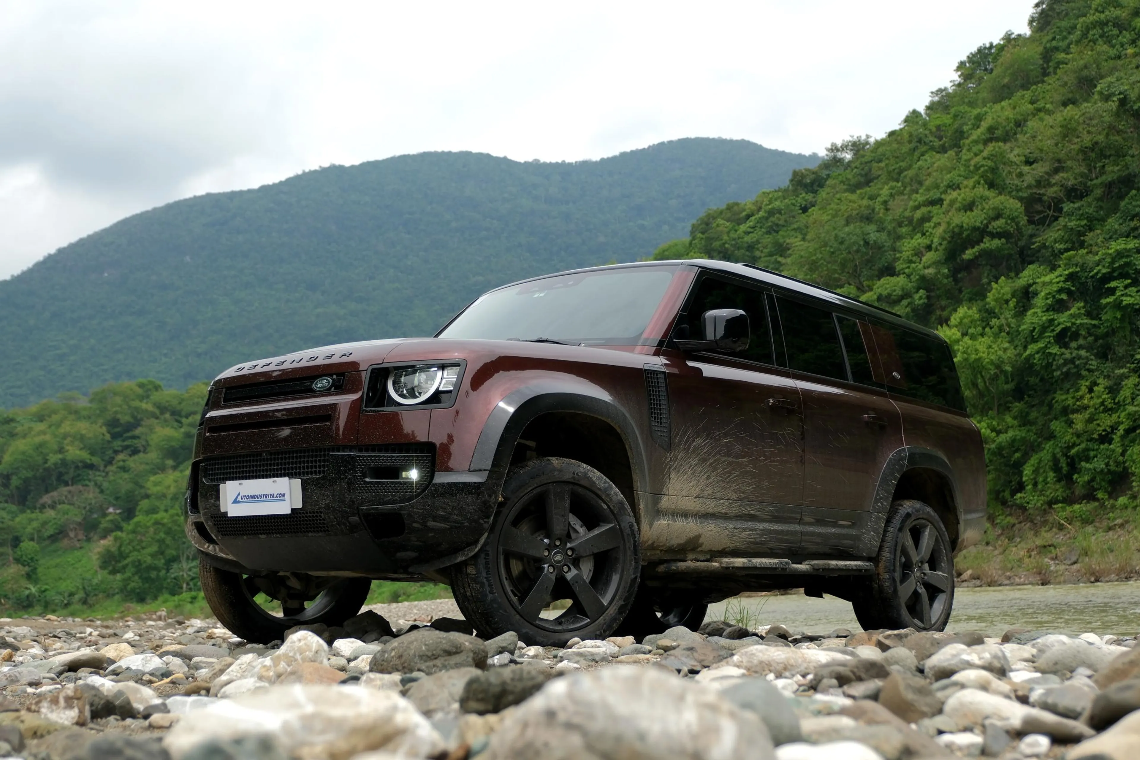 Fun For The Whole Family: Land Rover Defender 130
