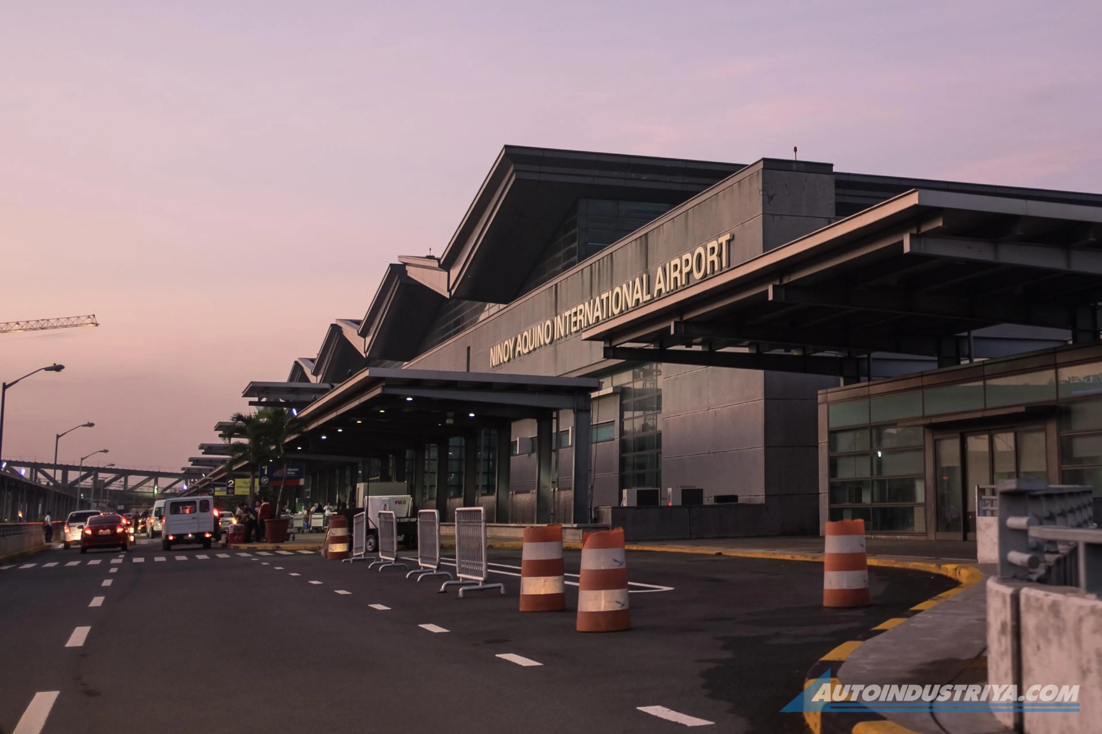 Why is SMC's New NAIA allowed to jack up overnight car park fees?