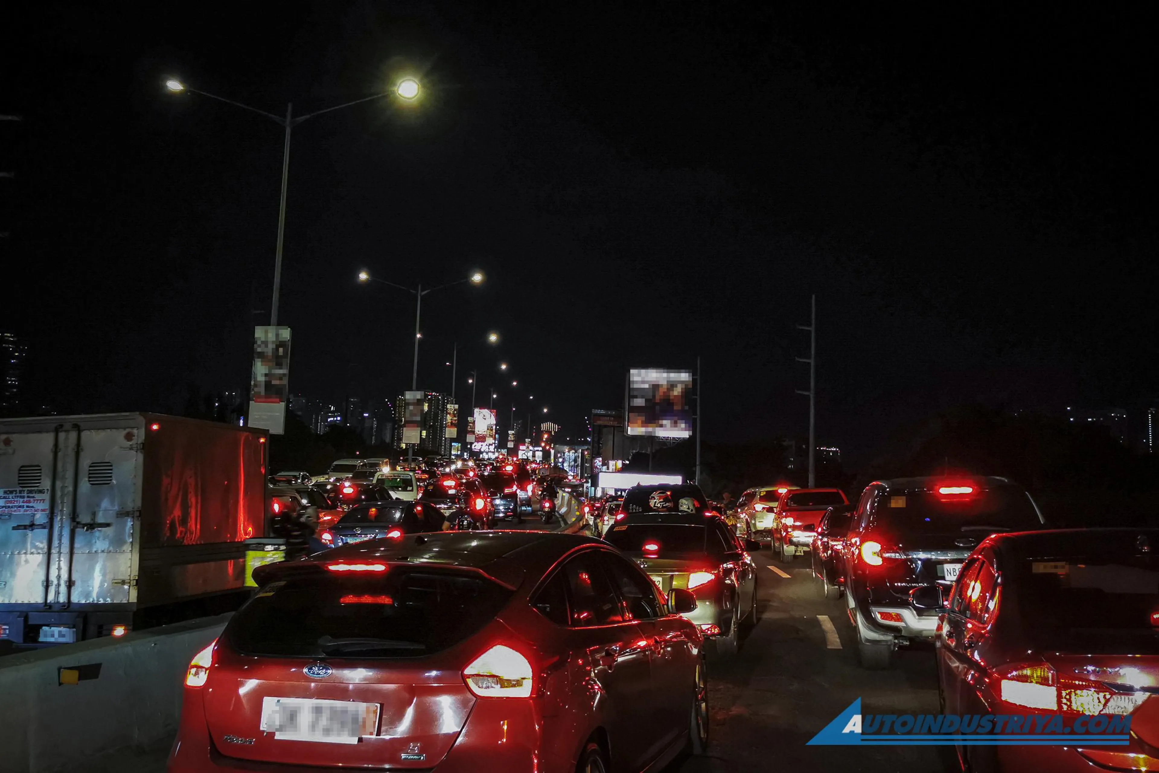 Christmas Rush: Roadworks in Metro Manila suspended Nov 18 - Dec 25