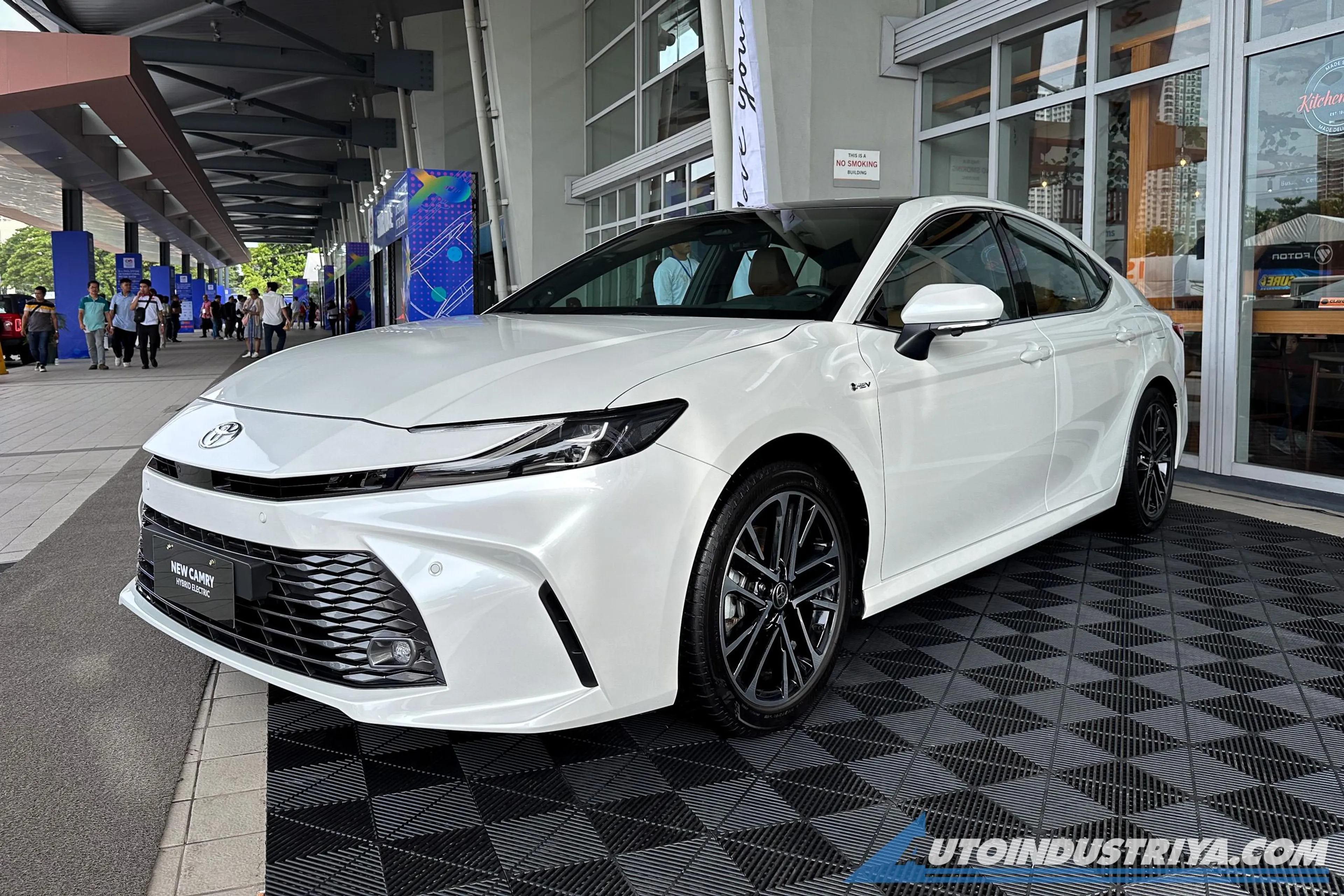 PIMS 2024: This is the all-new Toyota Camry HEV for PH