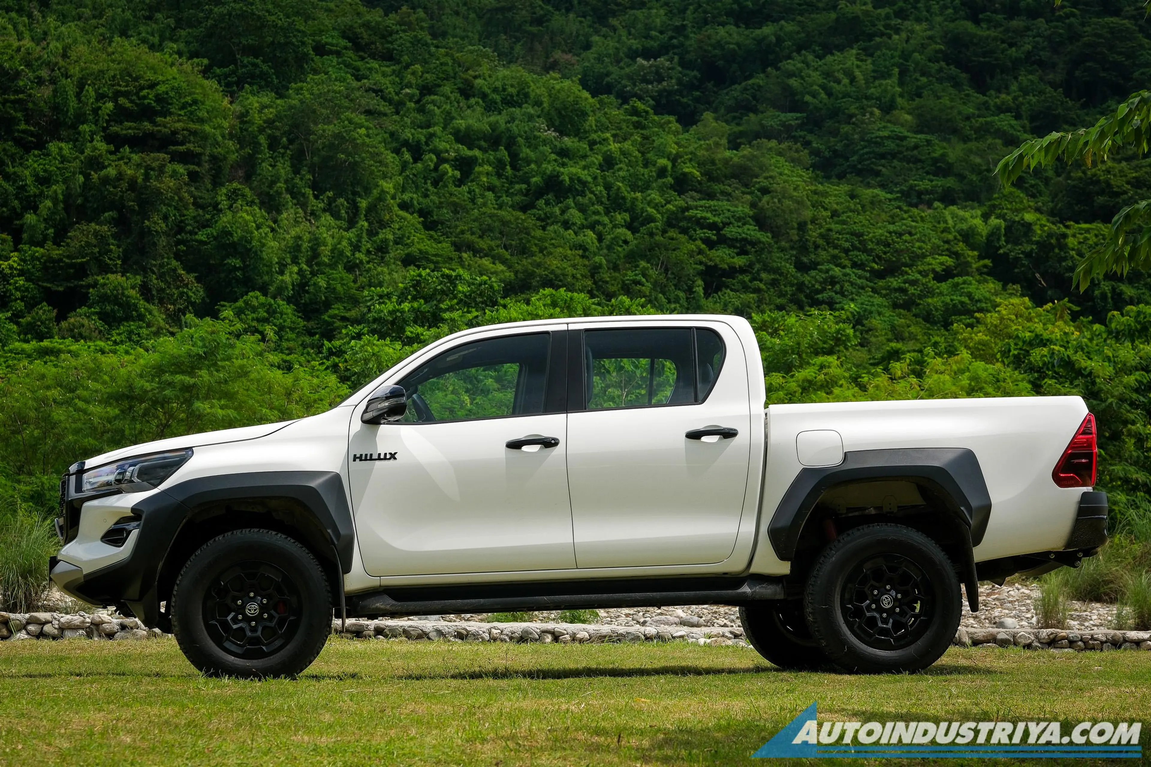 Toyota Hilux GR-S gets (temporarily) rebranded as GR Sport in PH