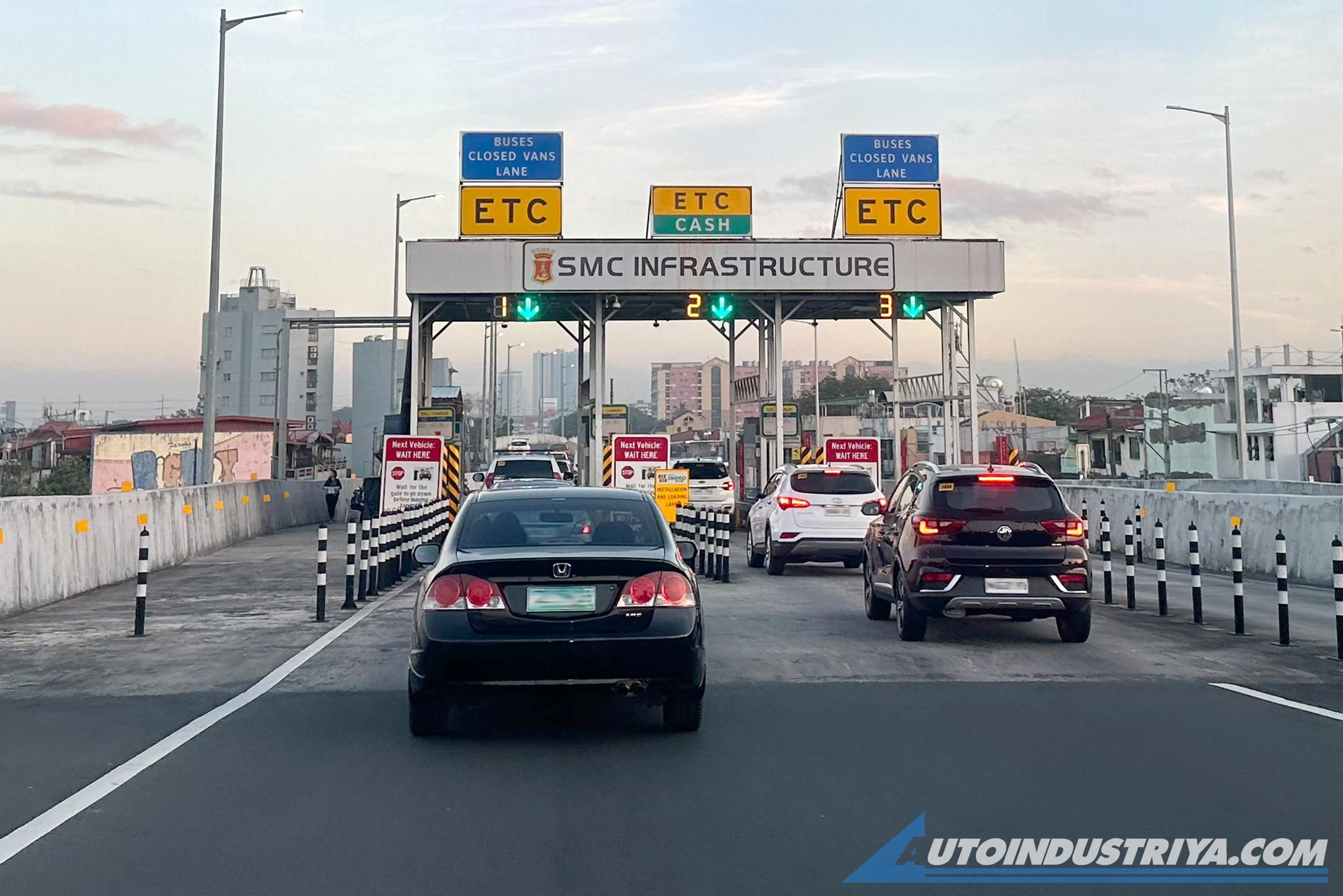 SMC Tollways inching closer to barrier-free plazas