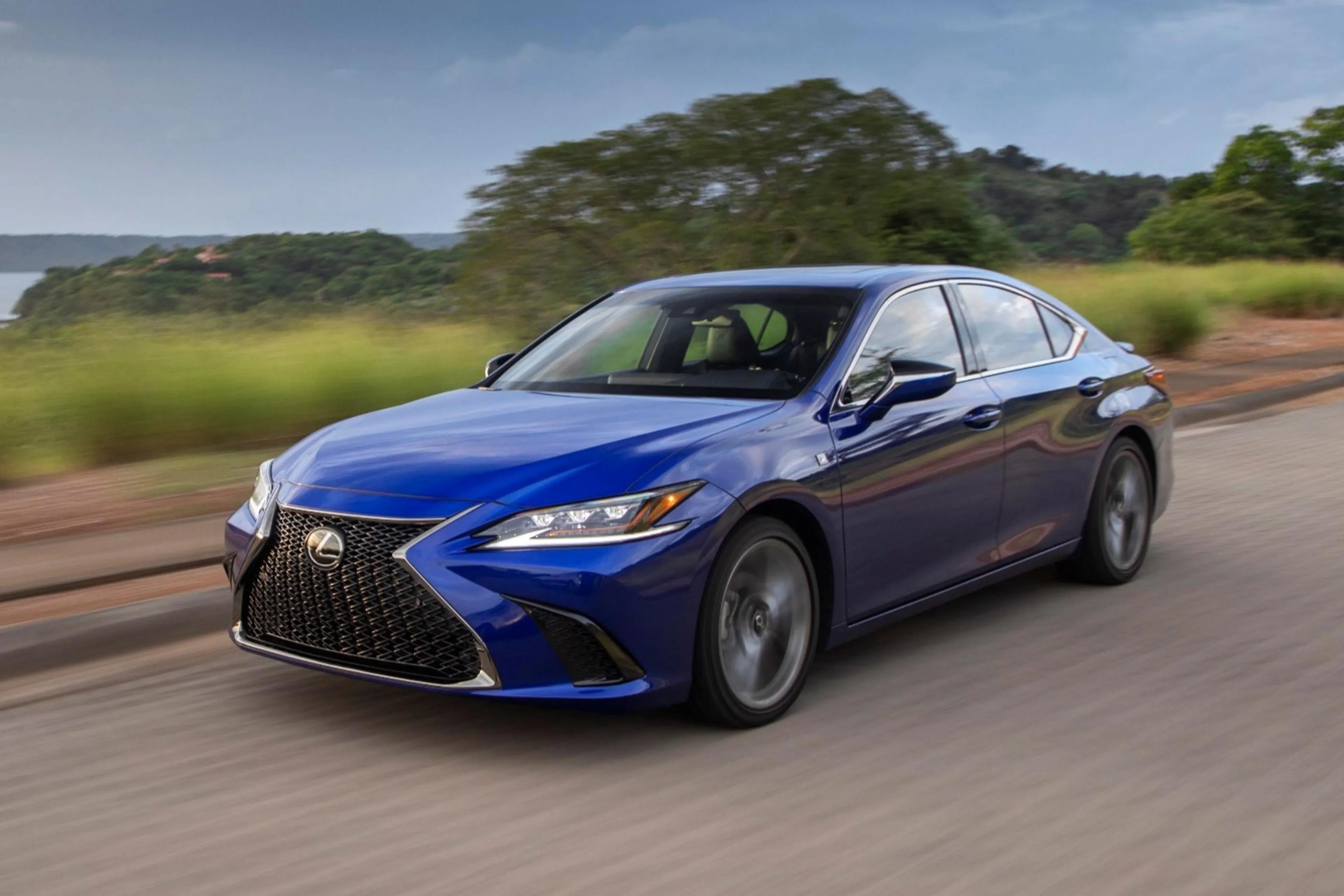 Lexus PH offering exclusive deals on select models this January
