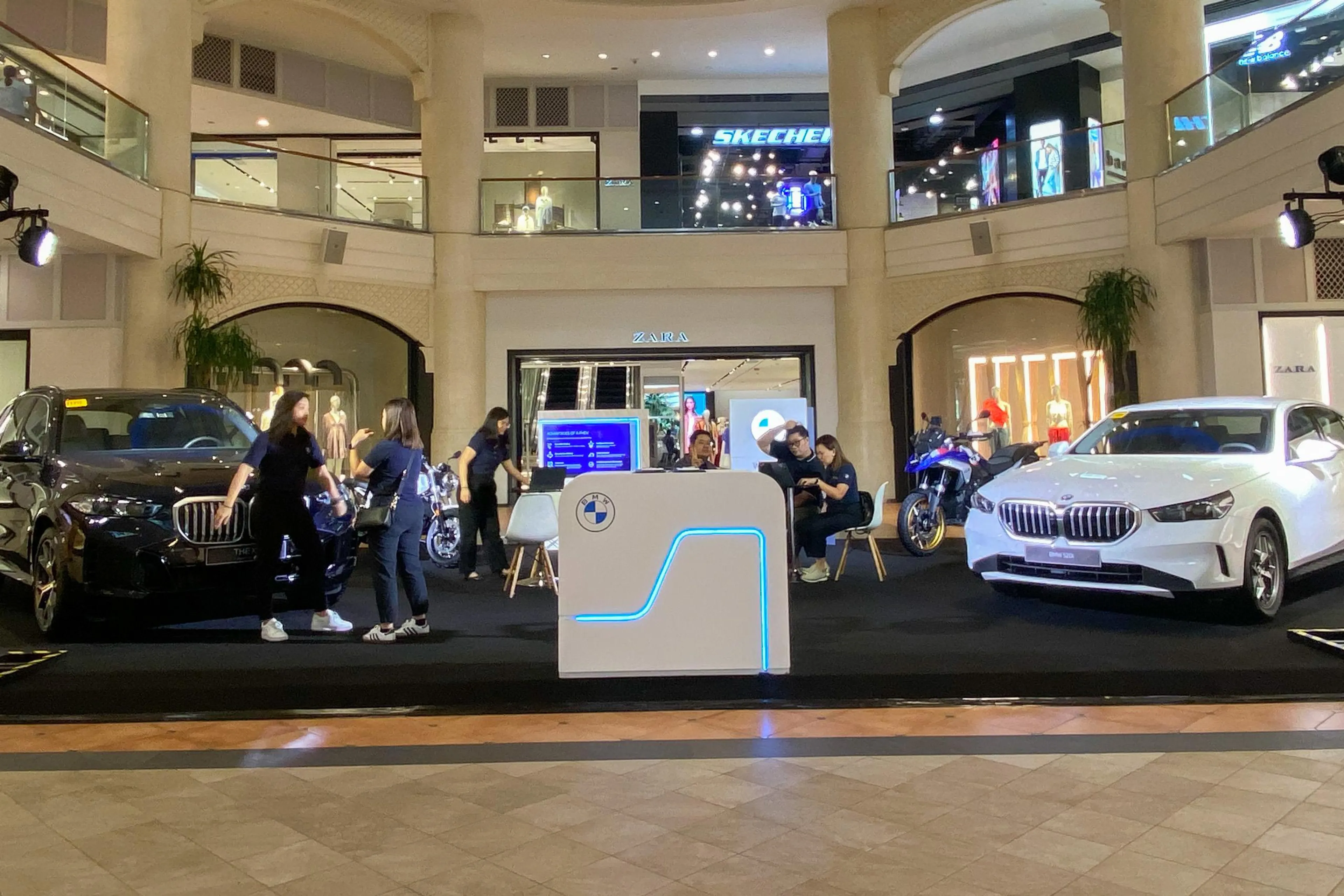 BMW PH goes to Rockwell for Masters of Motion event