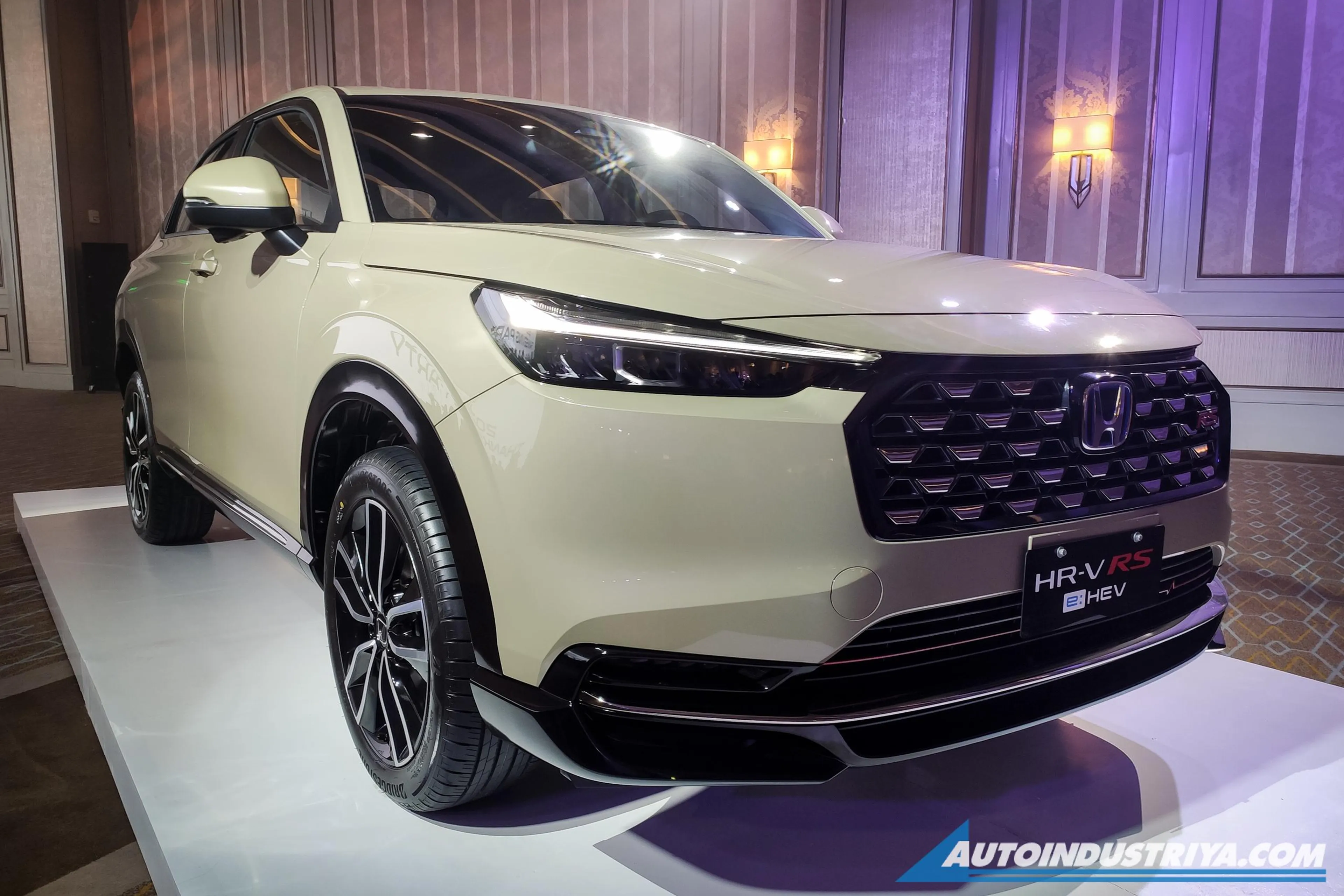 2025 Honda HR-V e:HEV retails for PHP 1.799M