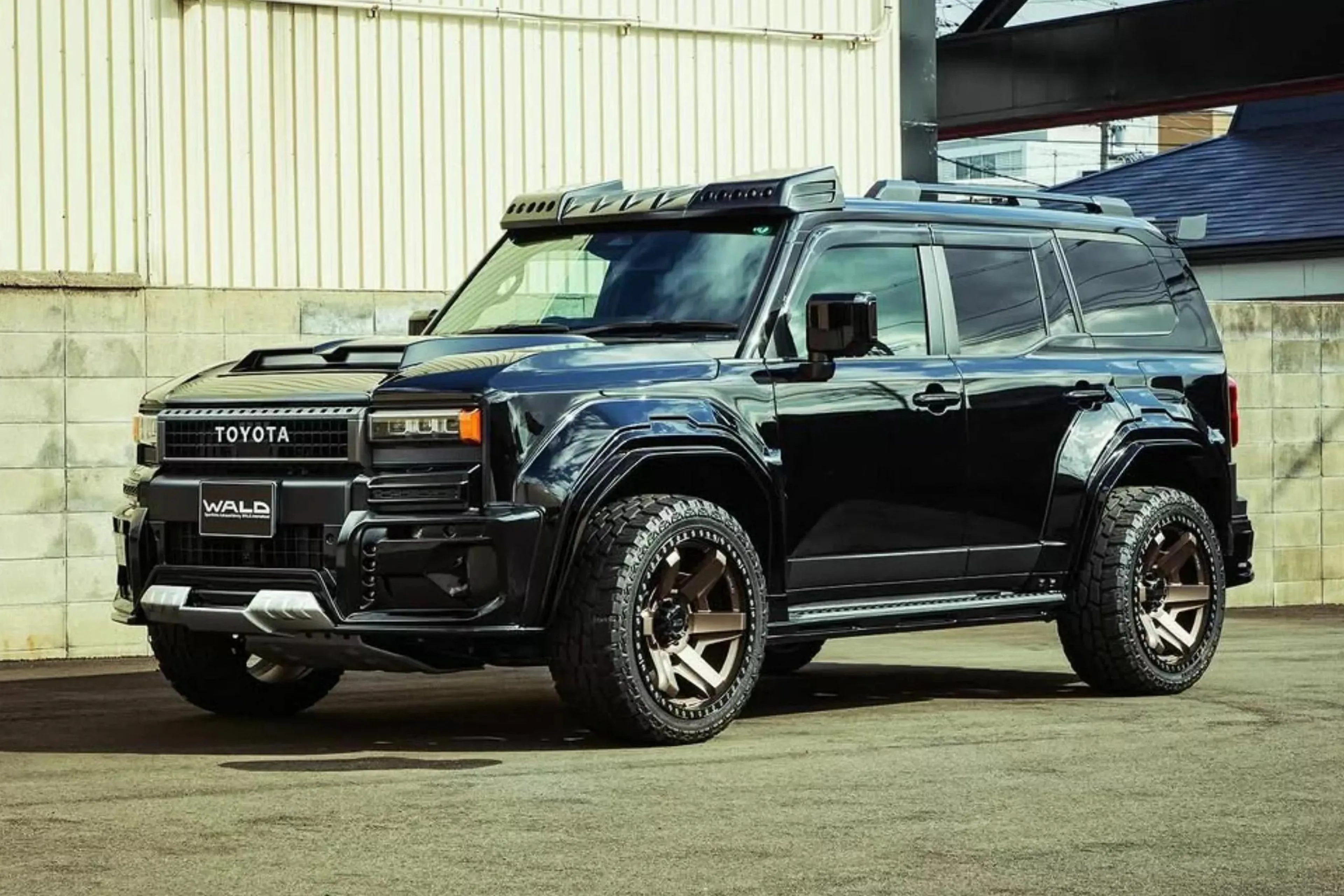 Wald dresses up Toyota LC Prado for Midnight Club