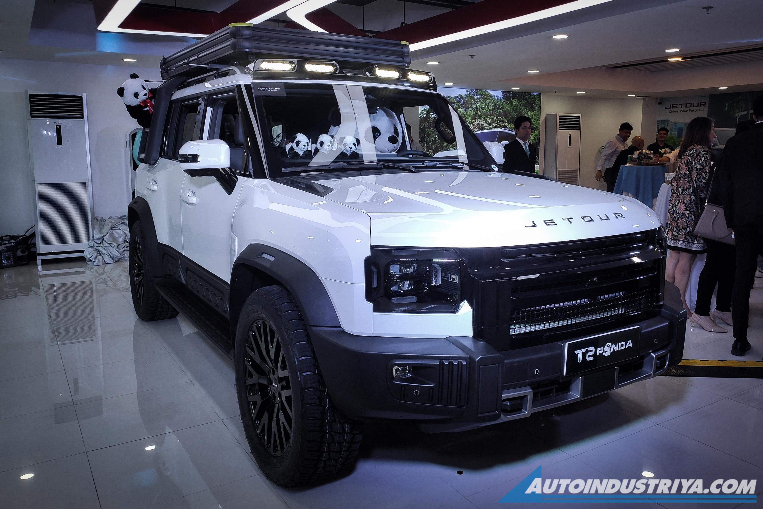 Special edition Jetour T2 Panda looks great in black & white