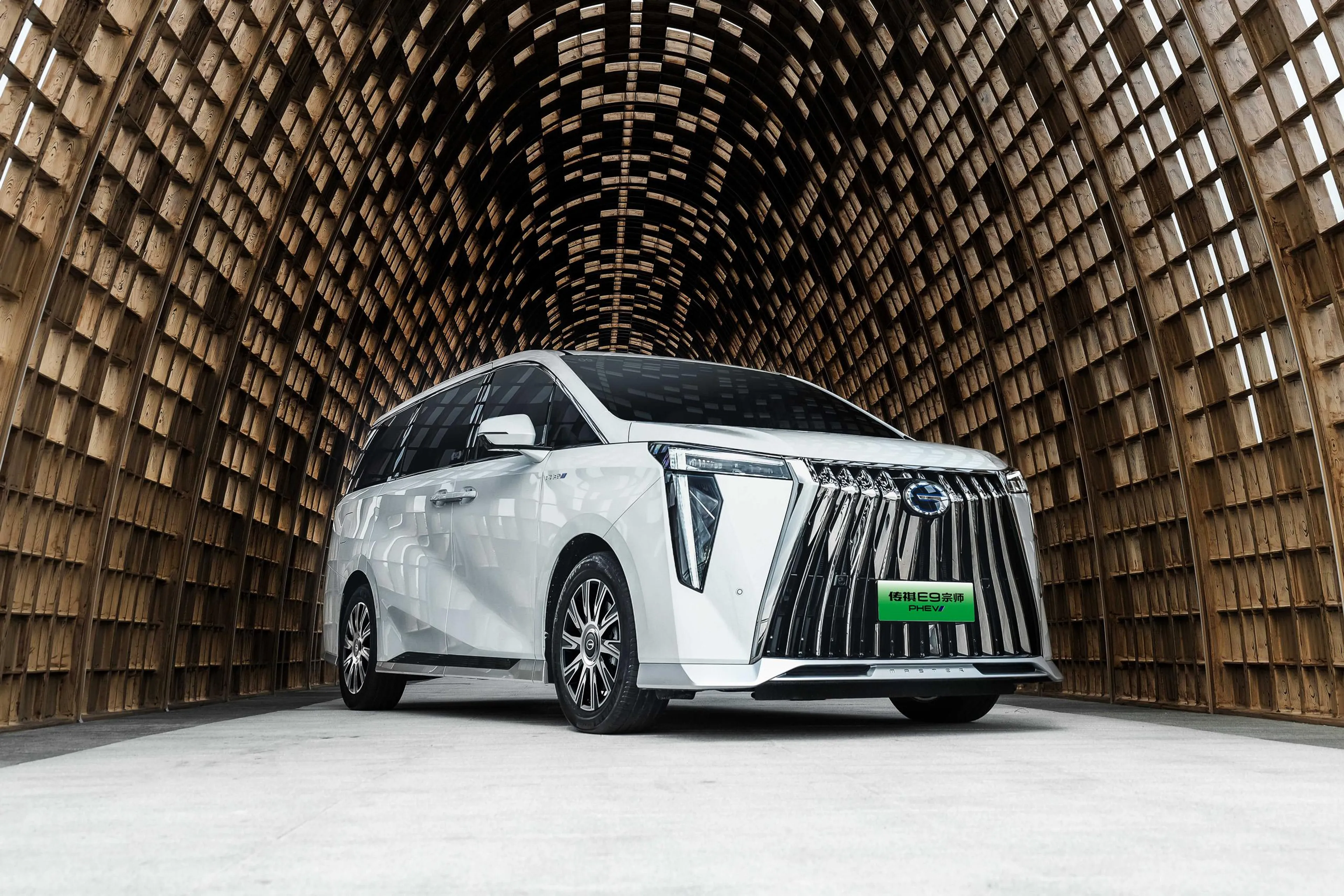 GAC M8 PHEV, GS8 Hybrid coming soon to PH?