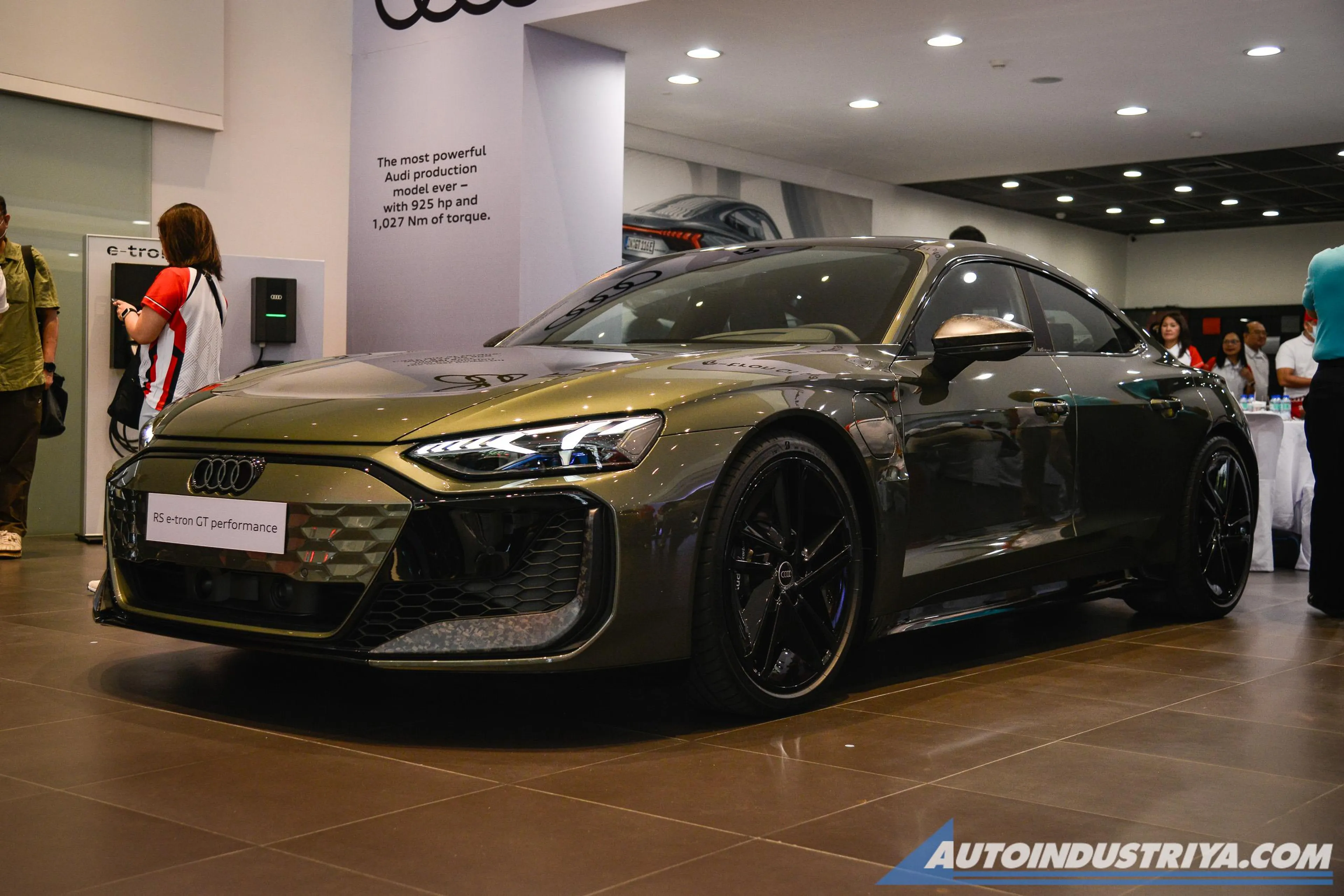 2025 Audi RS e-tron GT Performance debuts in PH with 925 HP