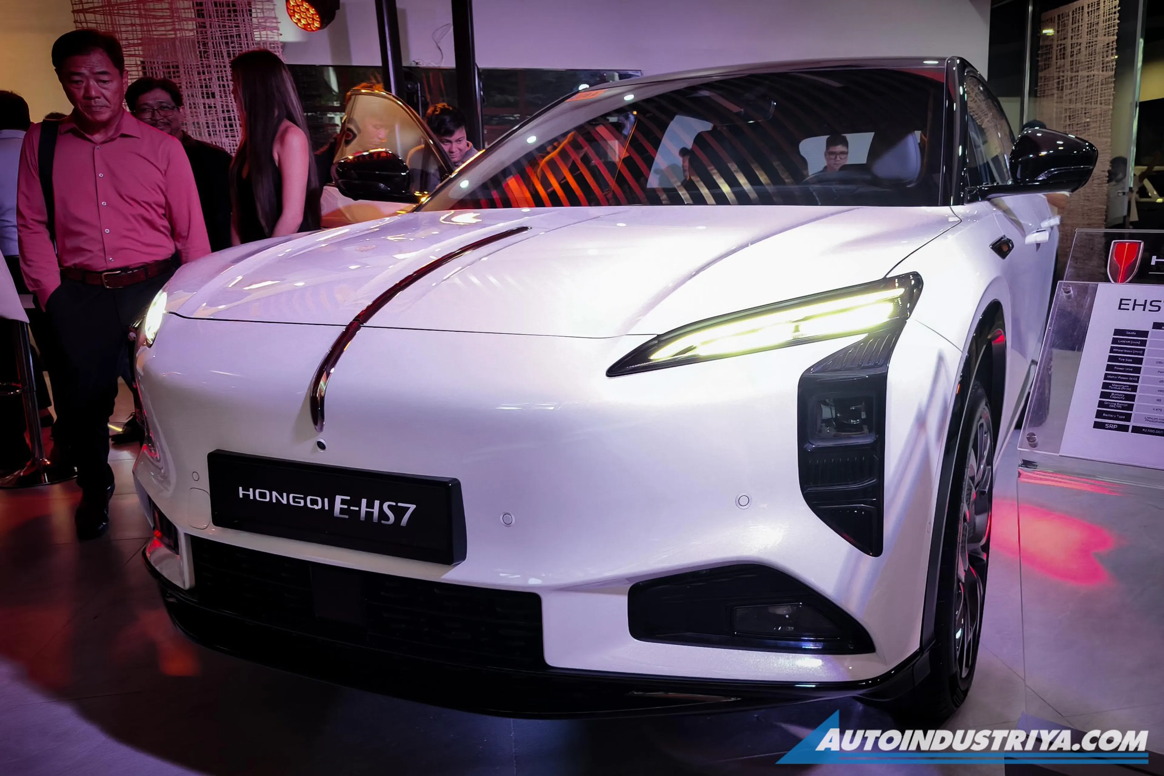 Hongqi expands EV lineup in PH with EH7, EHS7
