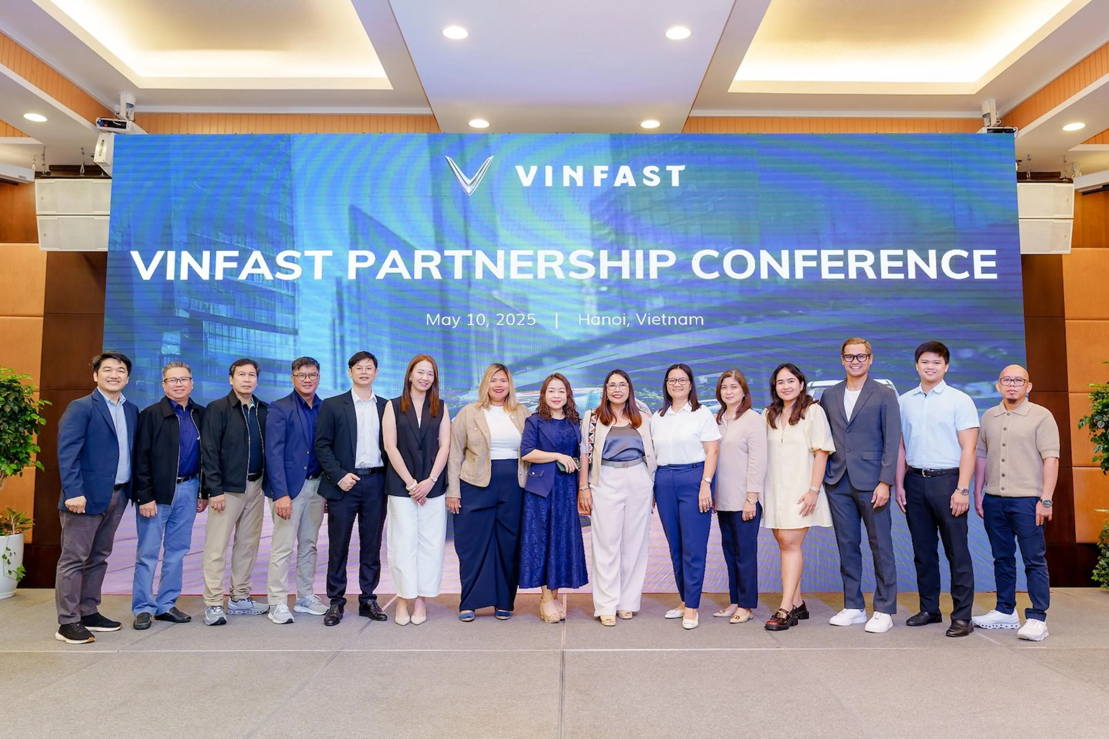 VinFast signs collab agreements with four service partners in PH