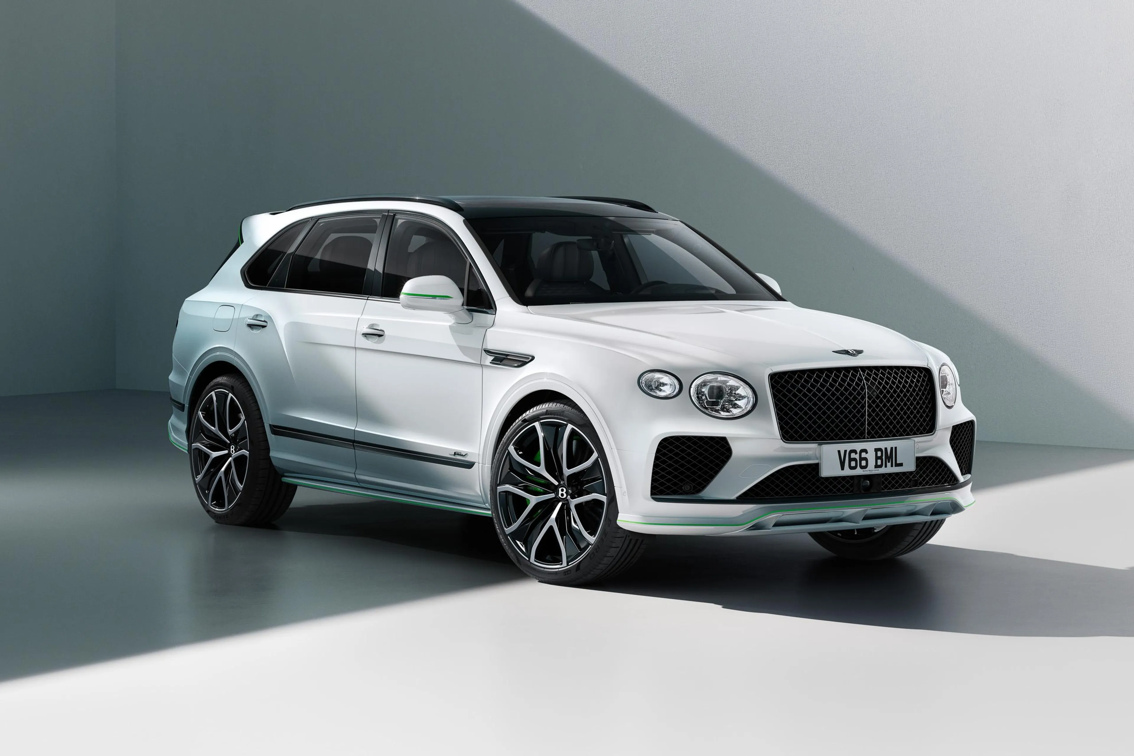2025 Bentley Bentayga Speed trades W12 for twin-turbo V8