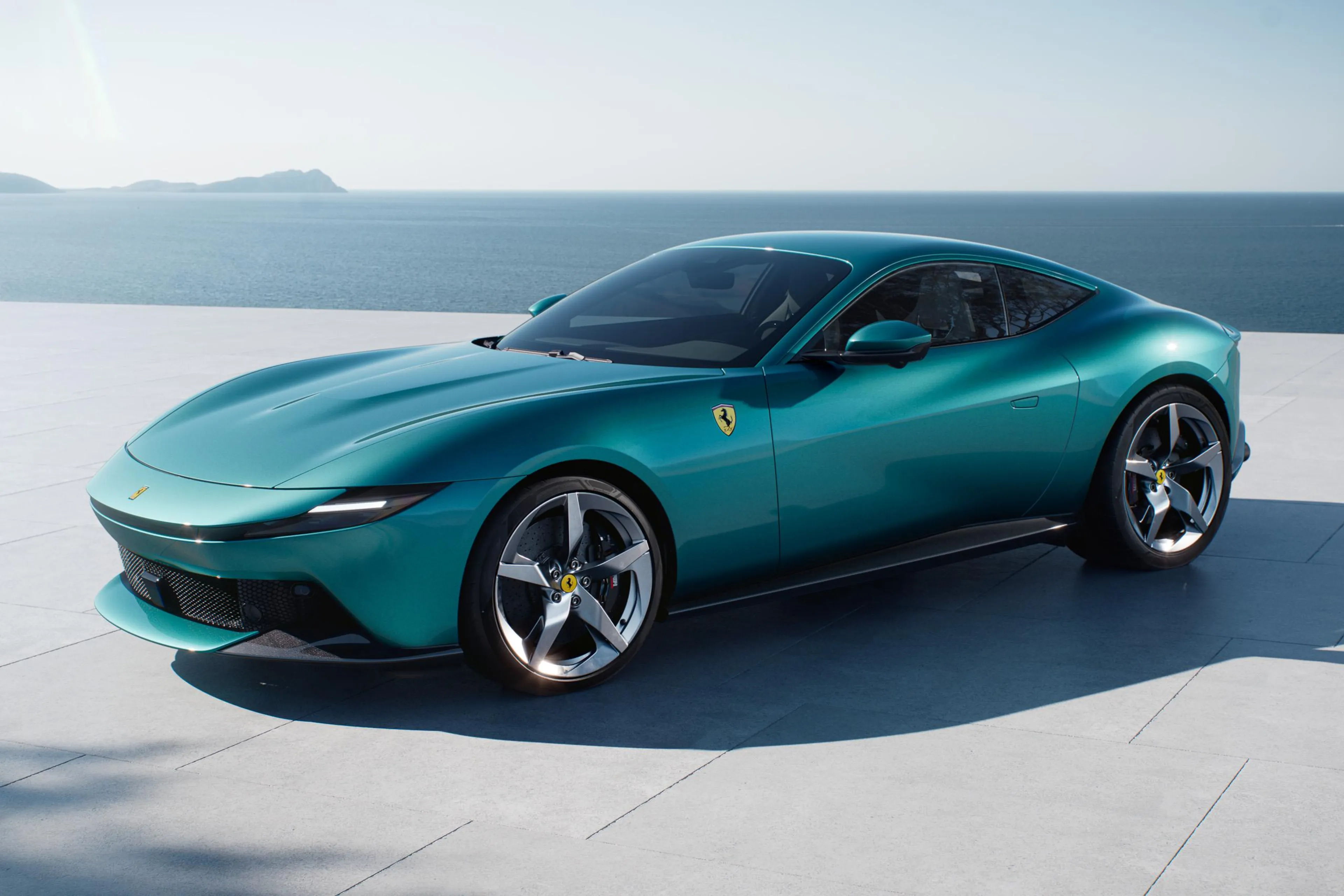 Elegance meets power in 2026 Ferrari Amalfi twin-turbo GT