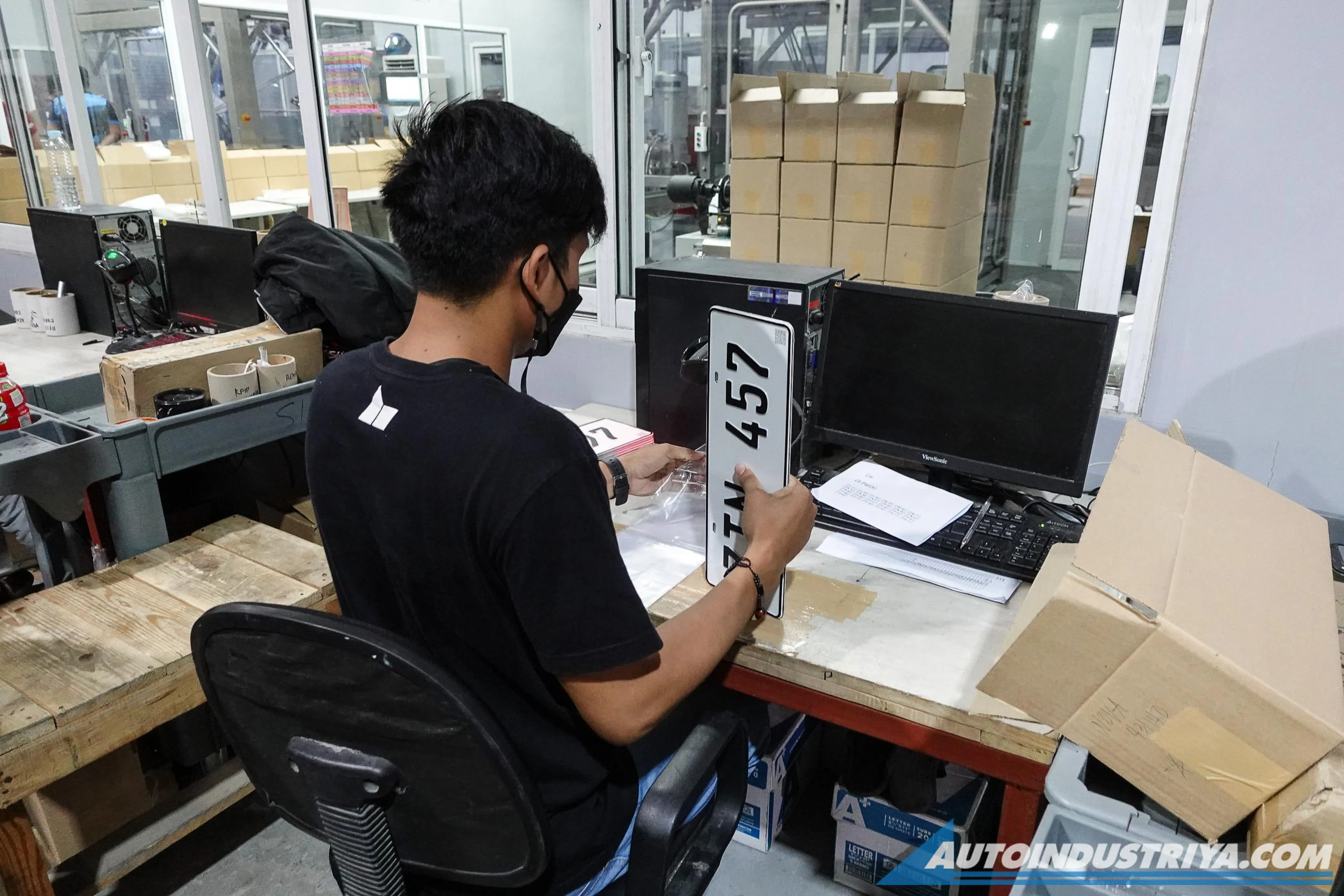 LTO to fast-track distribution of license plates to owners