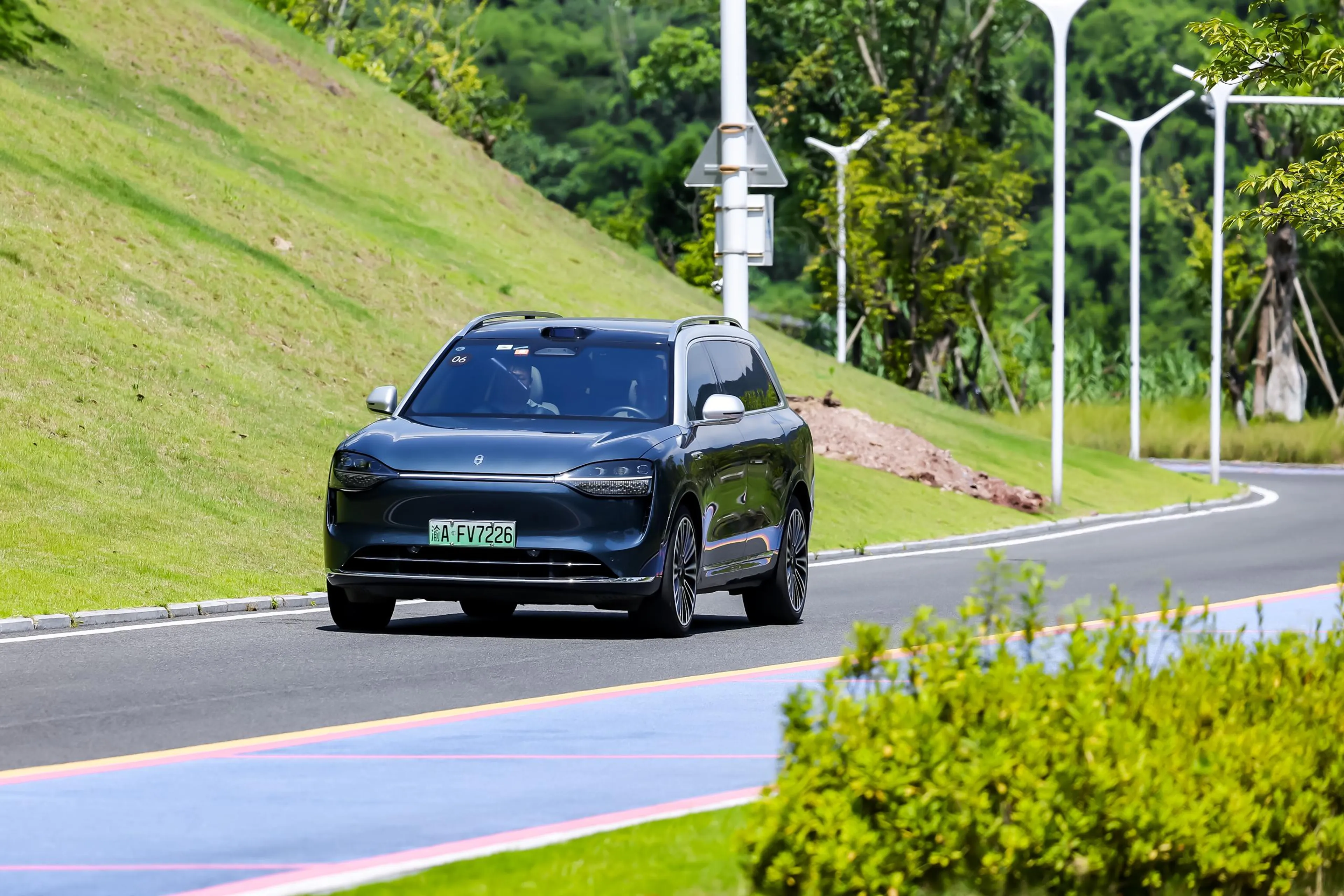 Luxury through Technology: AITO's new way forward