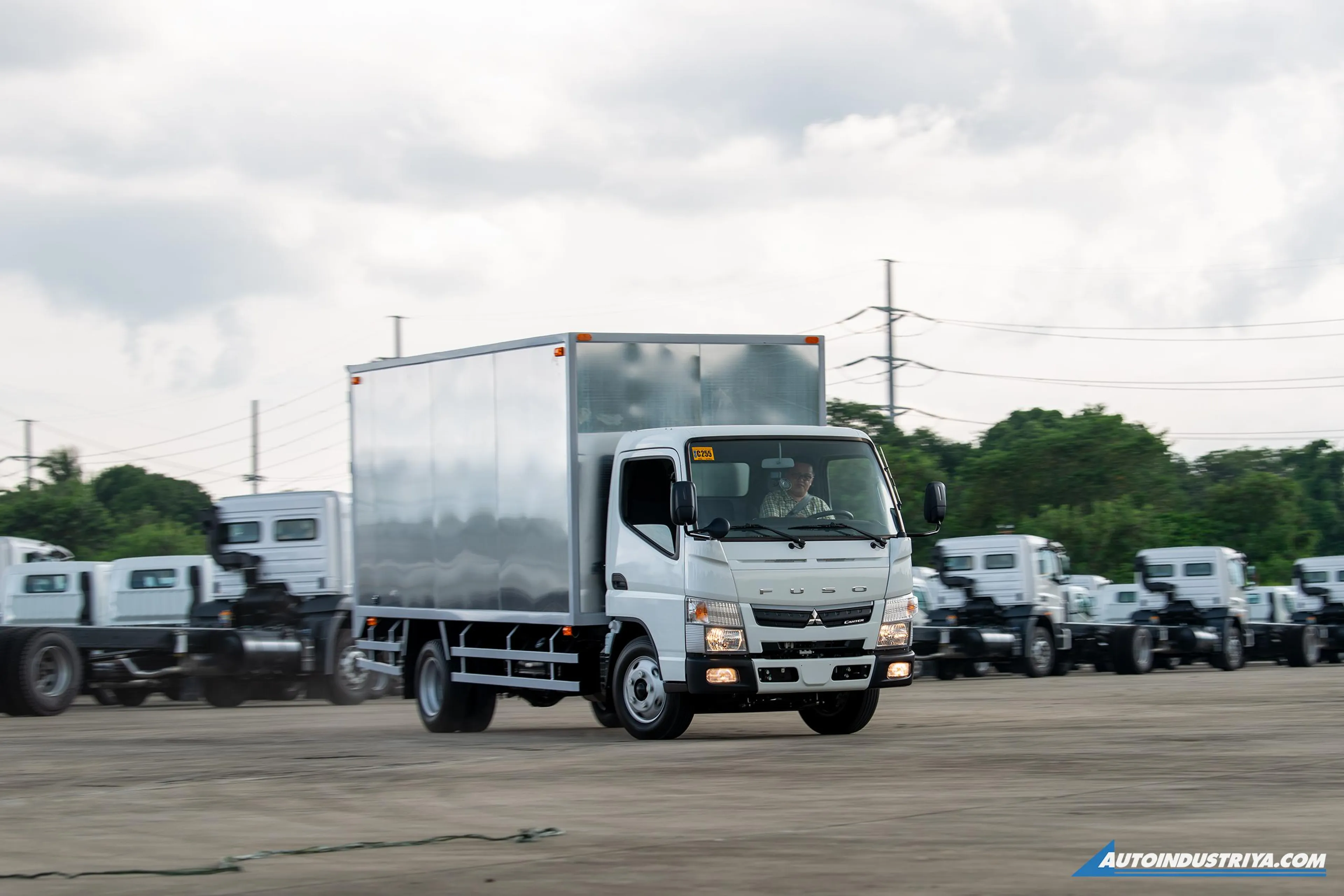 Fuso PH offers change oil promo for Canter owners