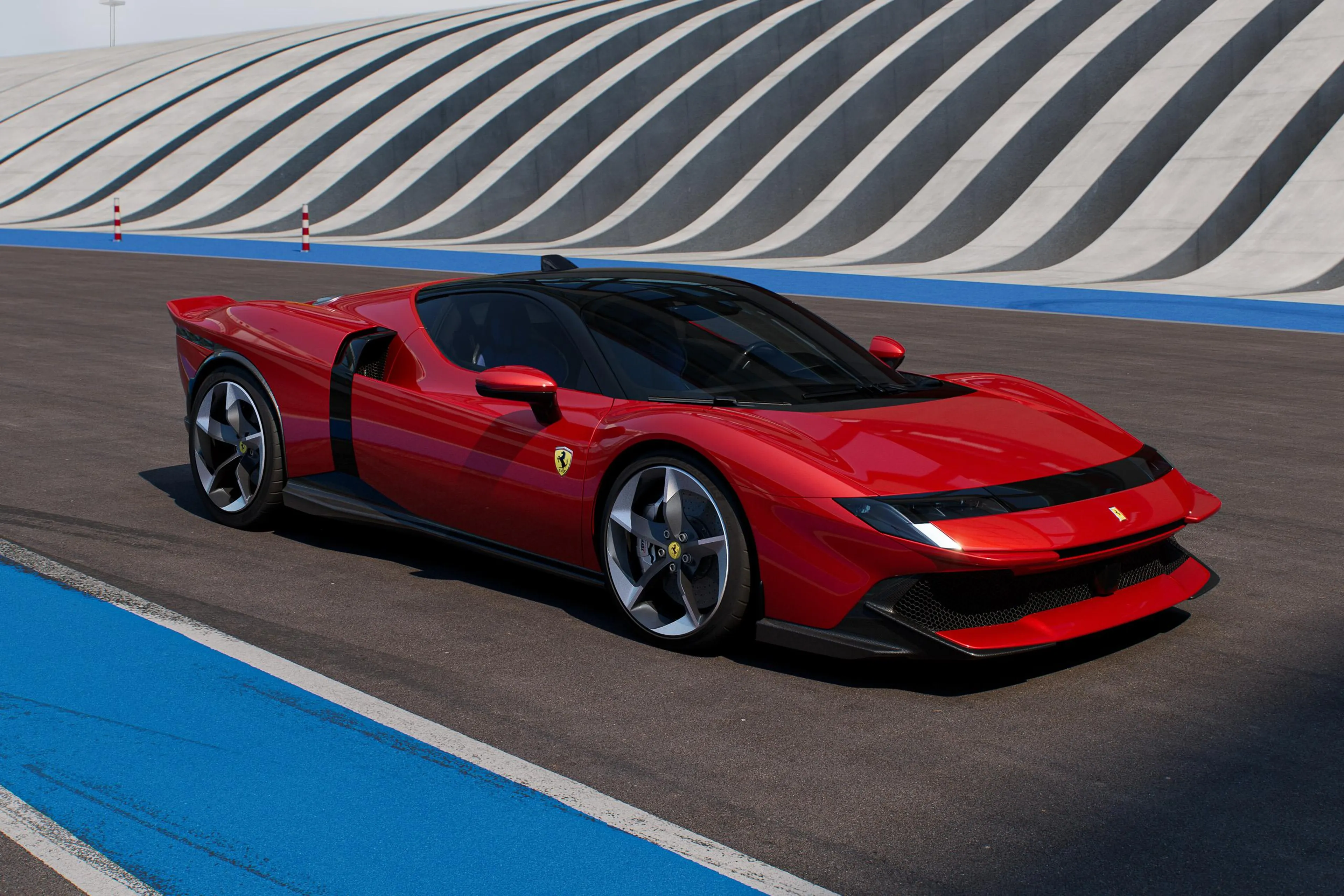 Arrivederci SF90: Ferrari brings back Testarossa name for twin-turbo V8 PHEV
