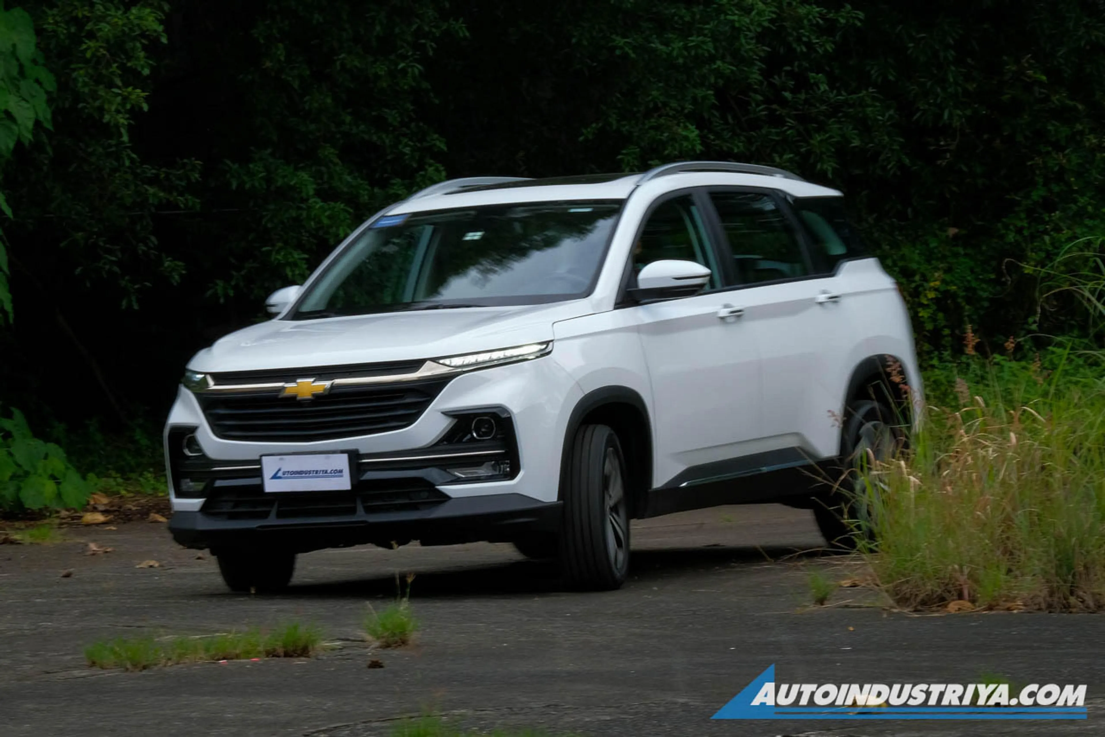 Get up to PHP 140K in discounts when you buy a Chevrolet Captiva with BPI