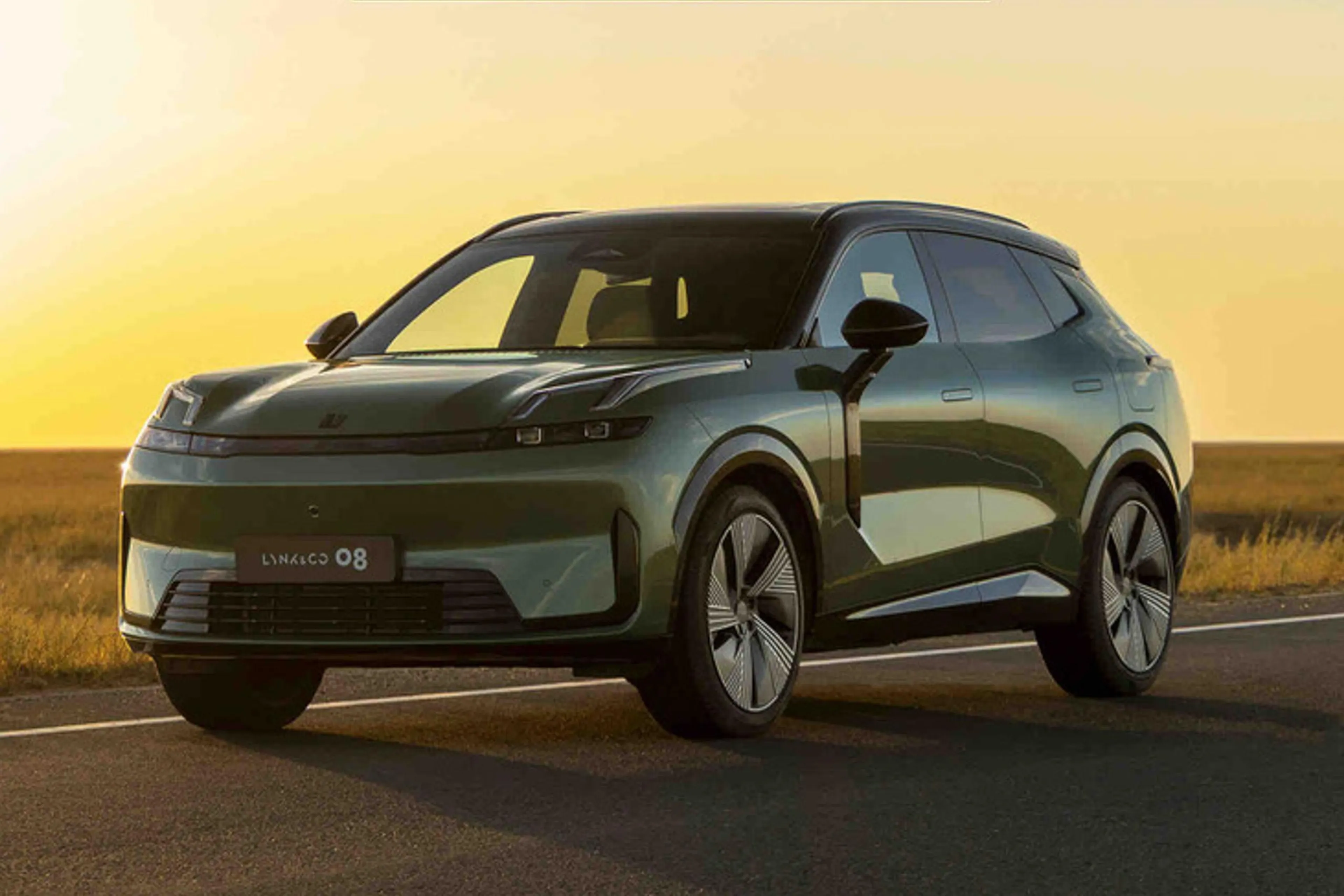 Lynk & Co 08 EM-P awarded 5-star safety rating by EURO-NCAP