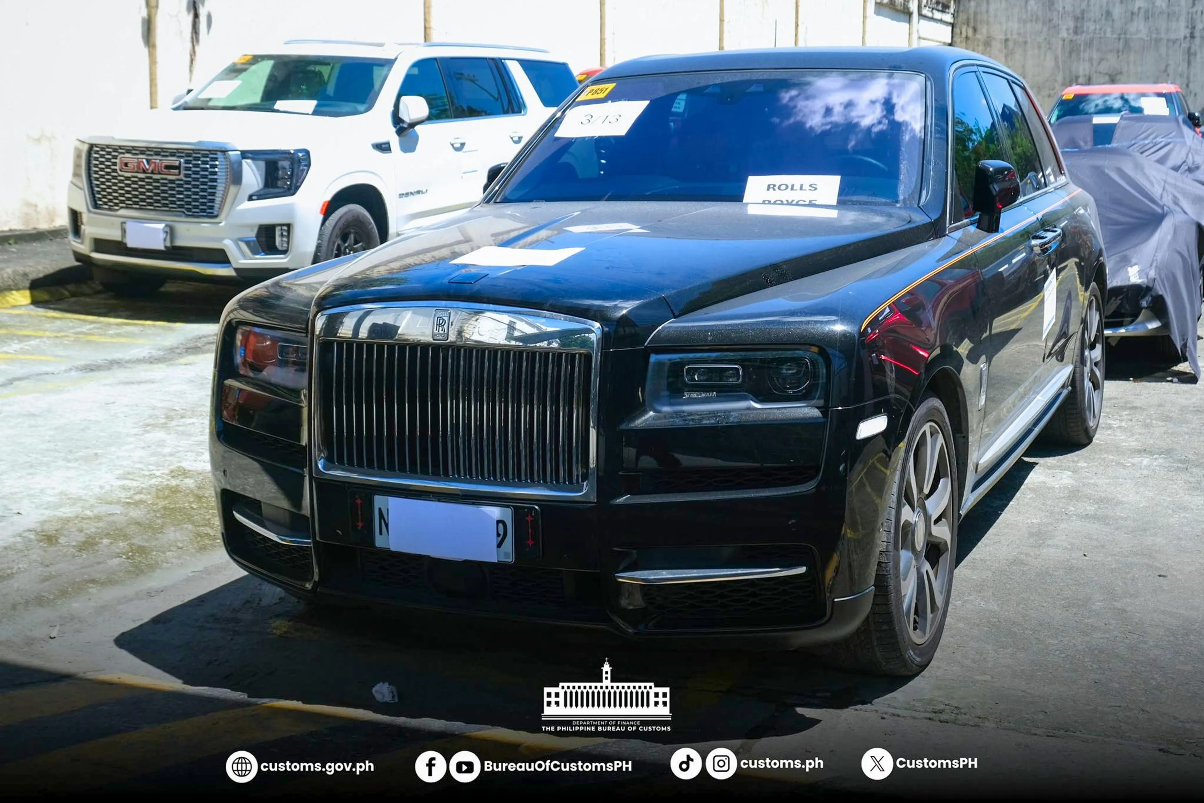 LTO, BOC sign inter-agency agreement aimed to curb vehicle smuggling