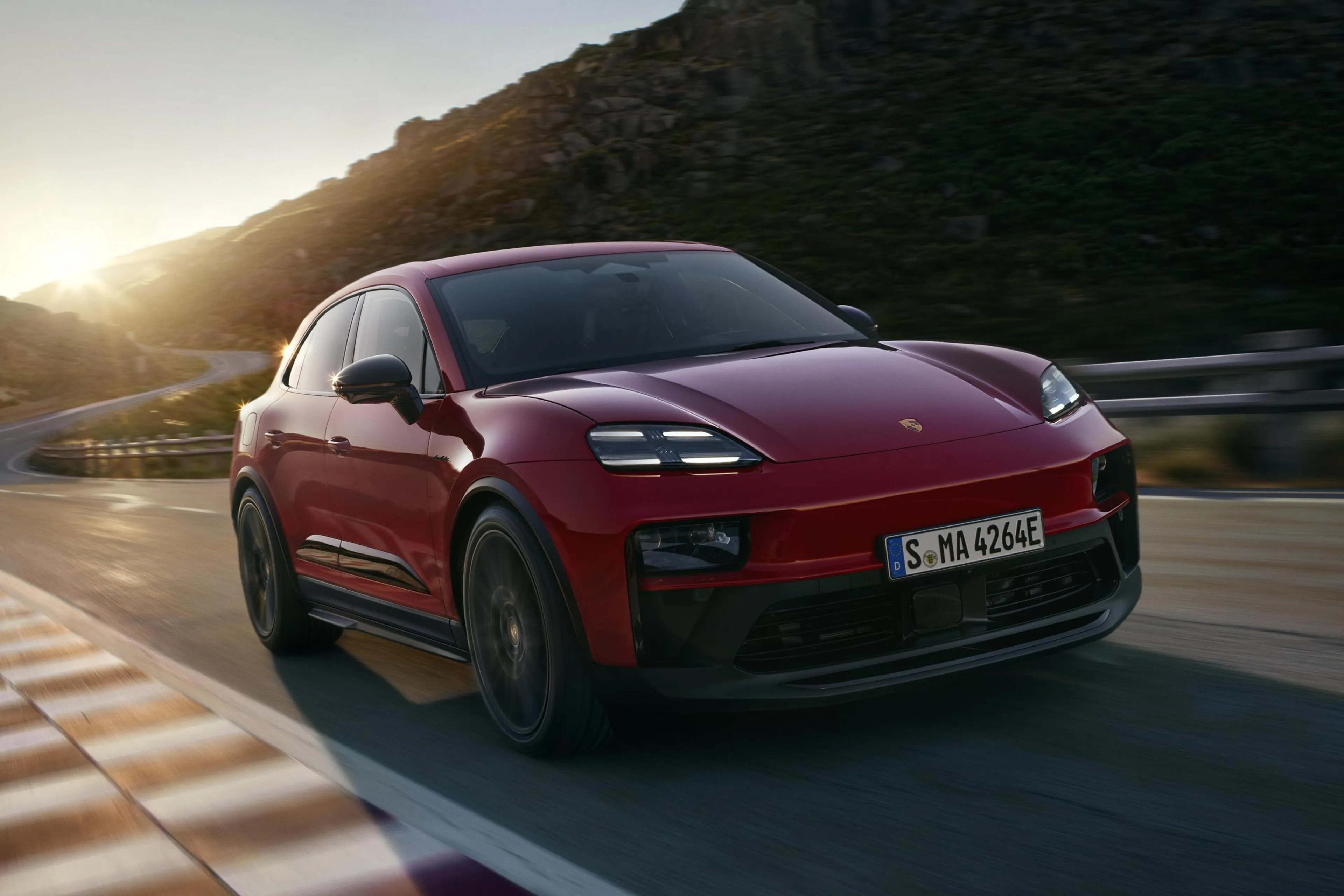 2026 Porsche Macan Electric GTS debuts with 516 PS