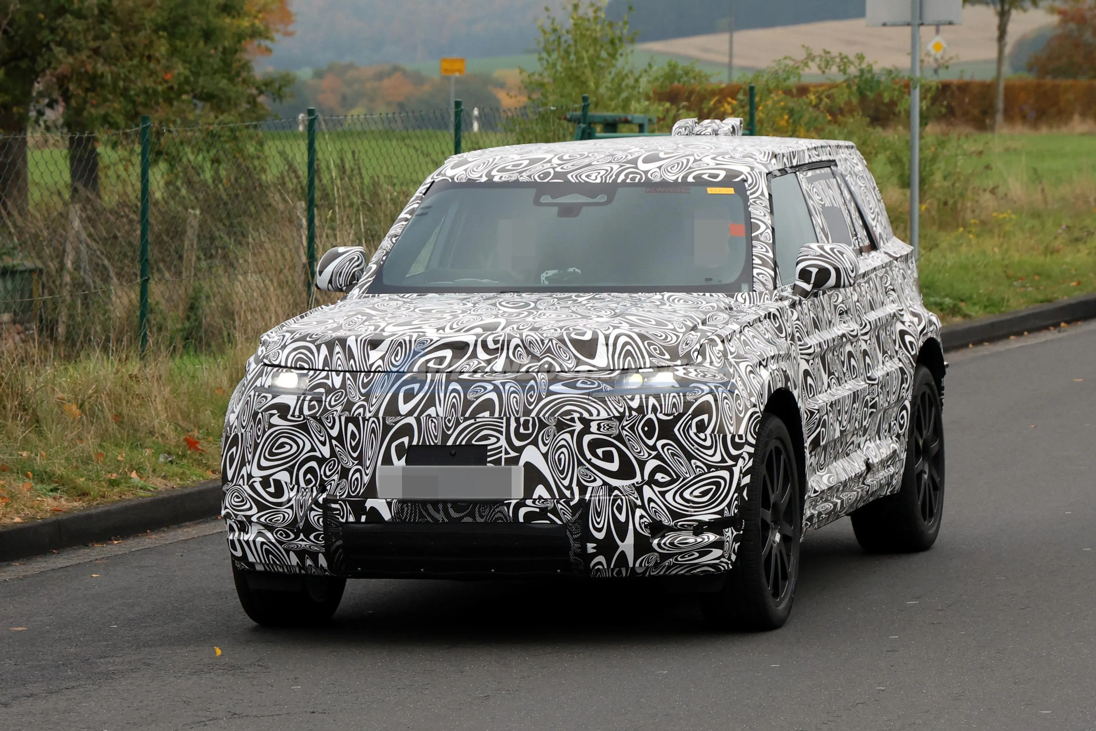 SPIED: Is Land Rover testing a Baby Defender?