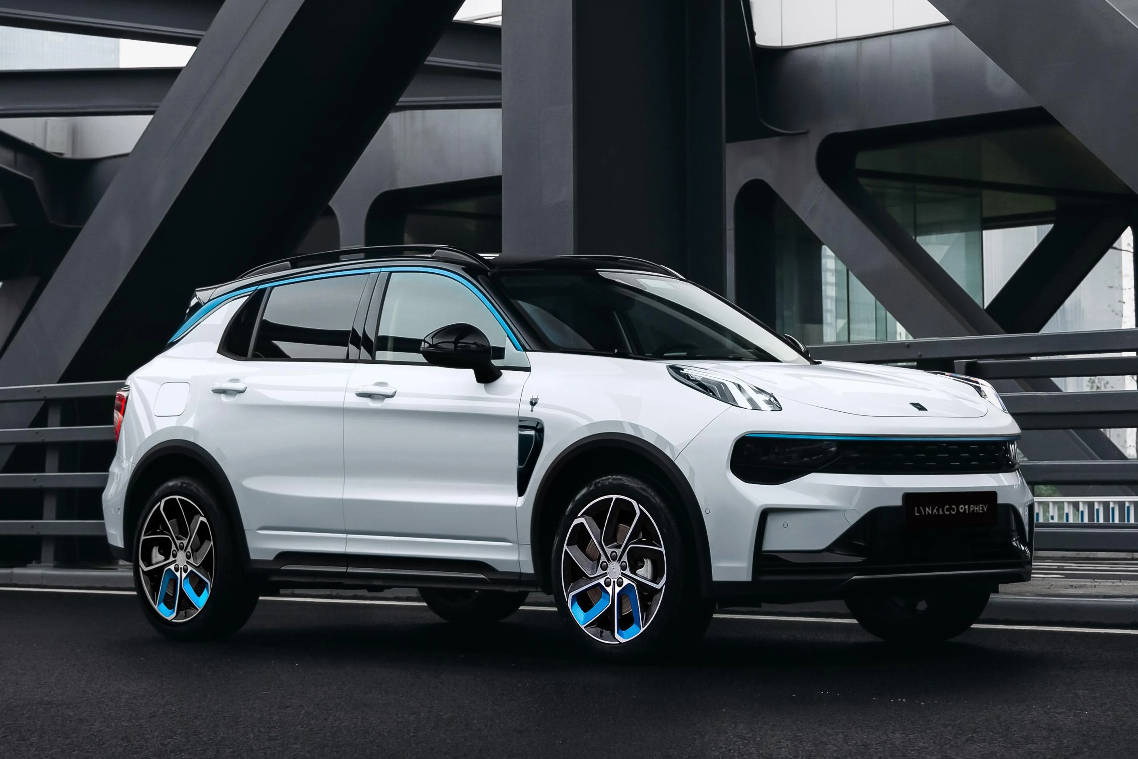 Get a chance to win a Lynk & Co 01 PHEV when you shop at SM Megamall
