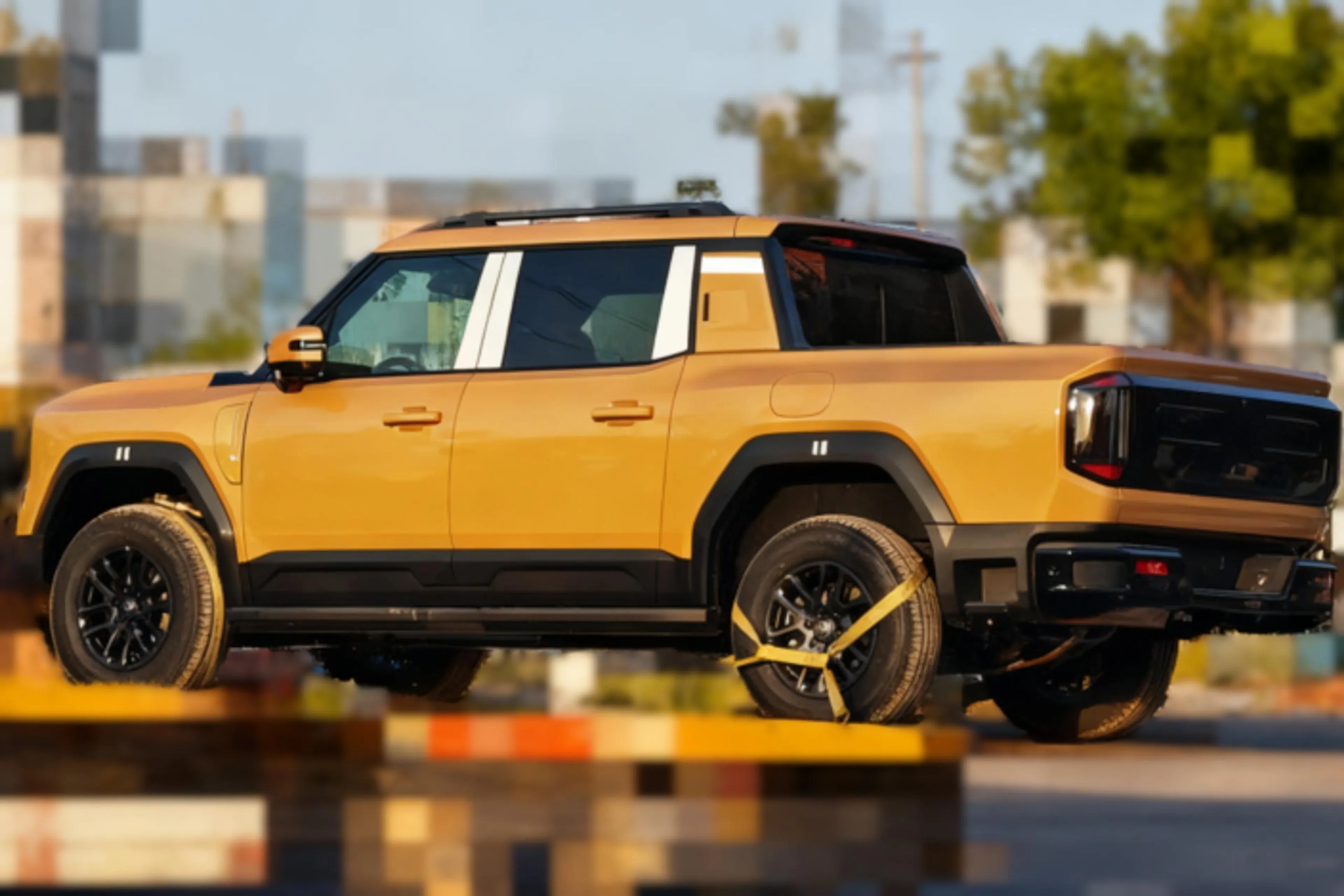Watch out Shark 6: Jetour F700 plug-in hybrid pickup spotted