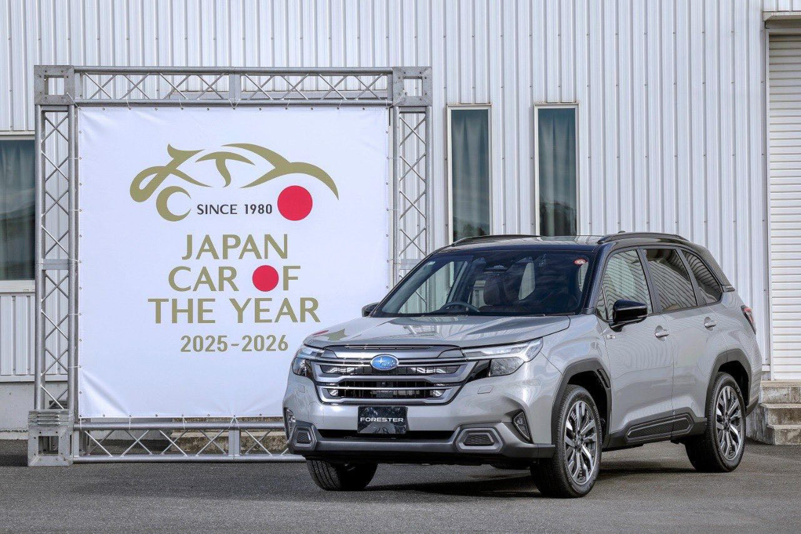 Subaru Forester e-Boxer hybrid is 2025-2026 Japan Car of the Year