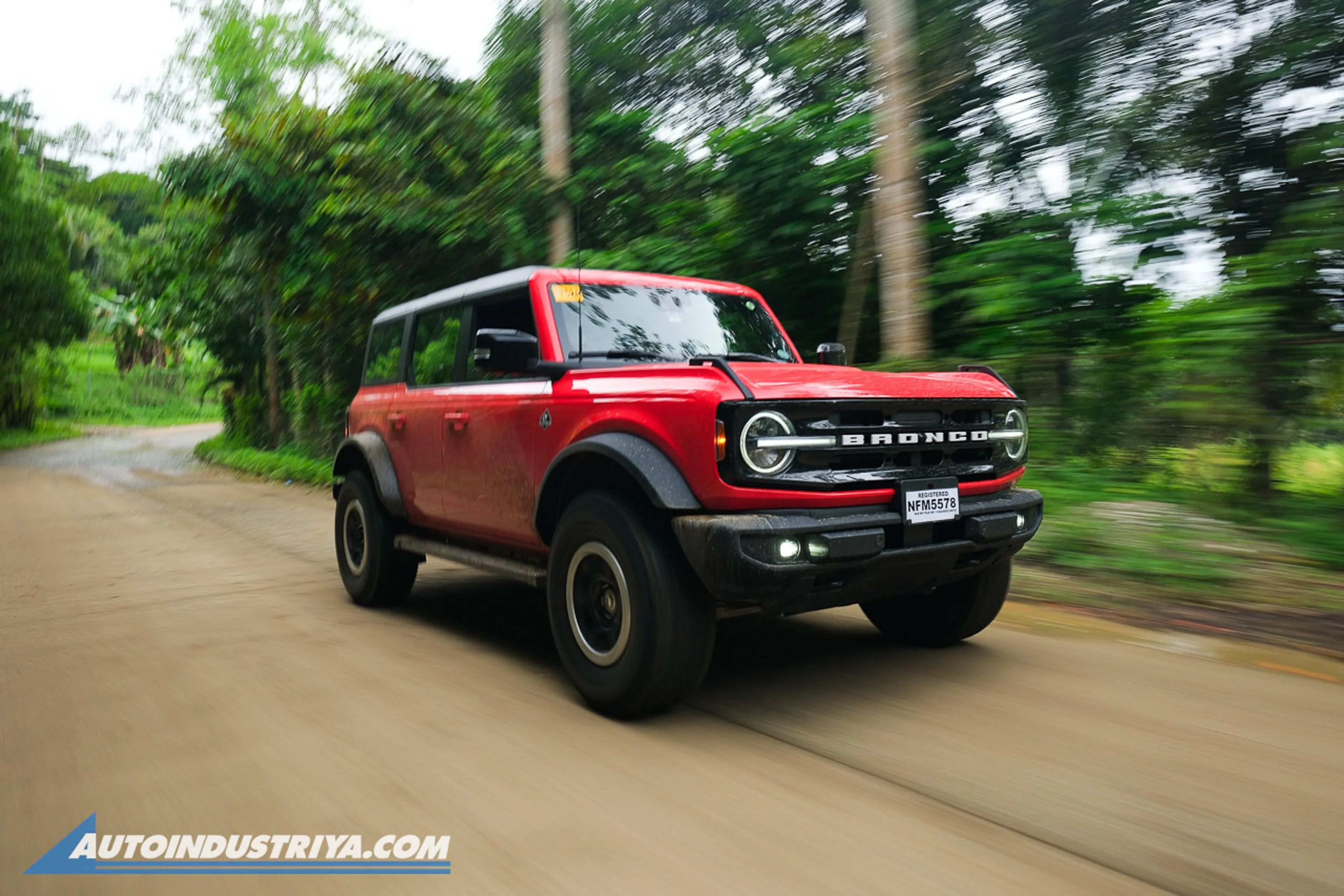 Fire sale: Ford dealers slash more than PHP 1M off Bronco price tag