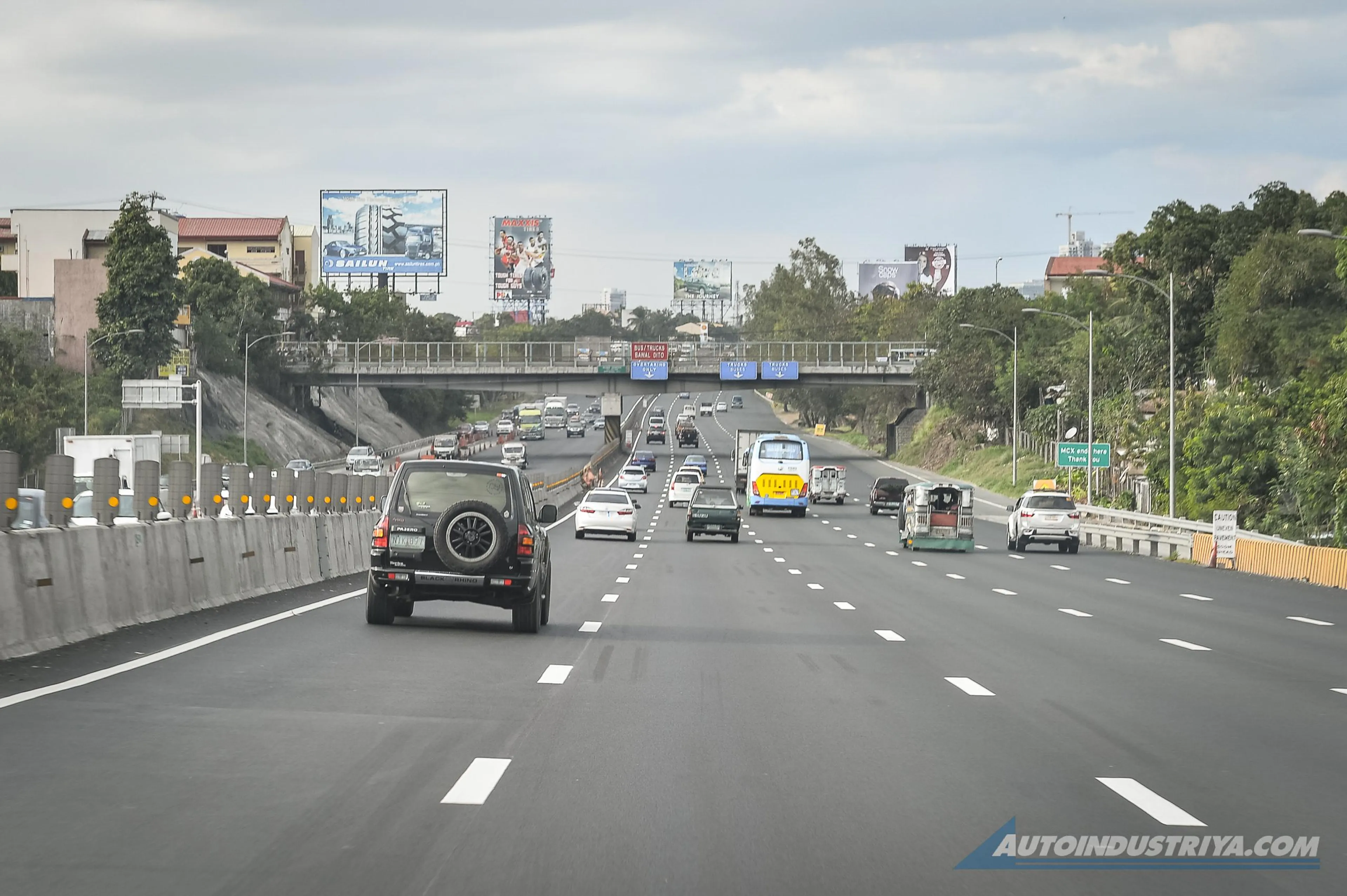 Heading South? SLEX, STAR Tollway fees officially going up in 2026