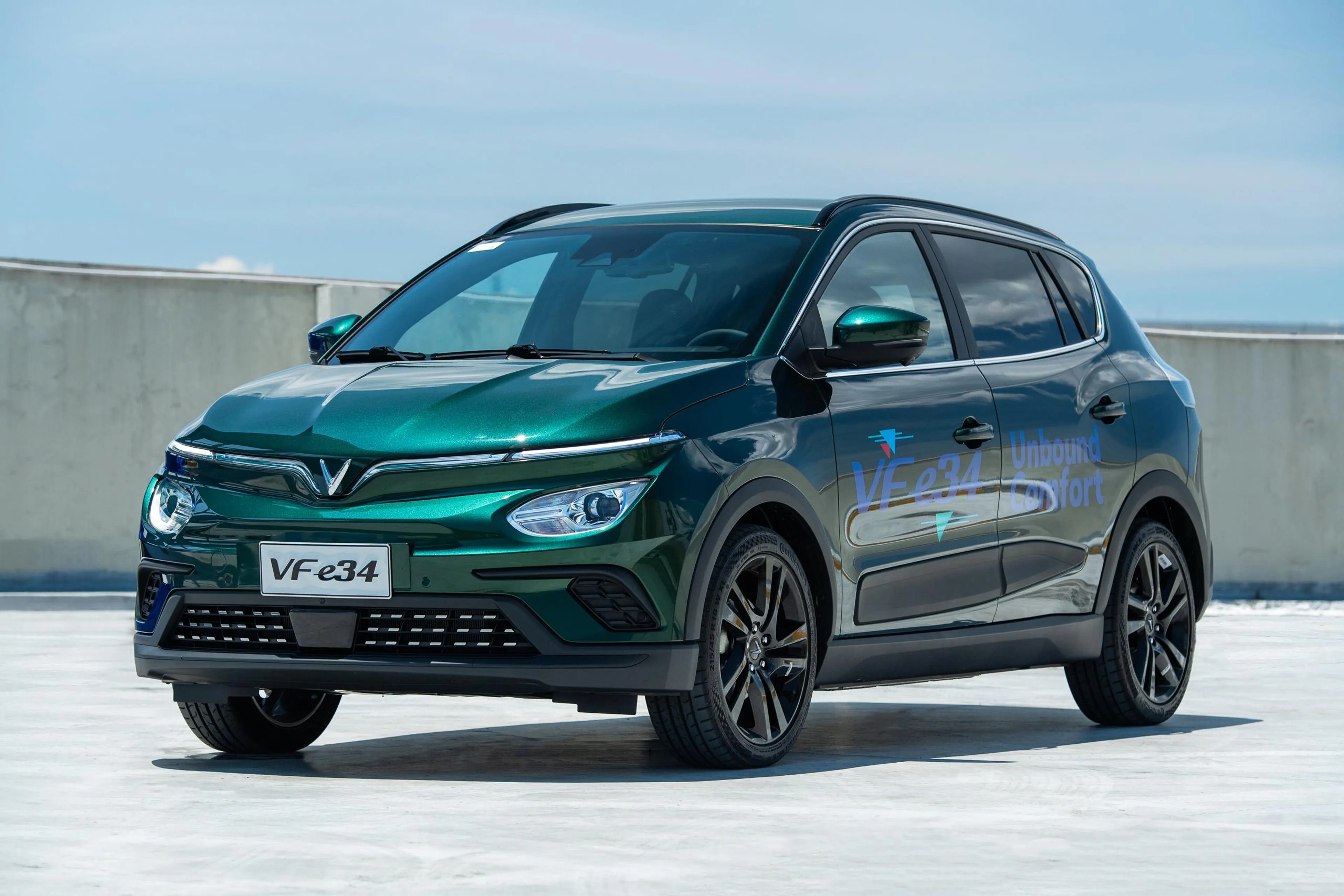 VinFast PH delivers more than 500 VF e34 BEVs to Xentro Motors’ e-taxi fleet