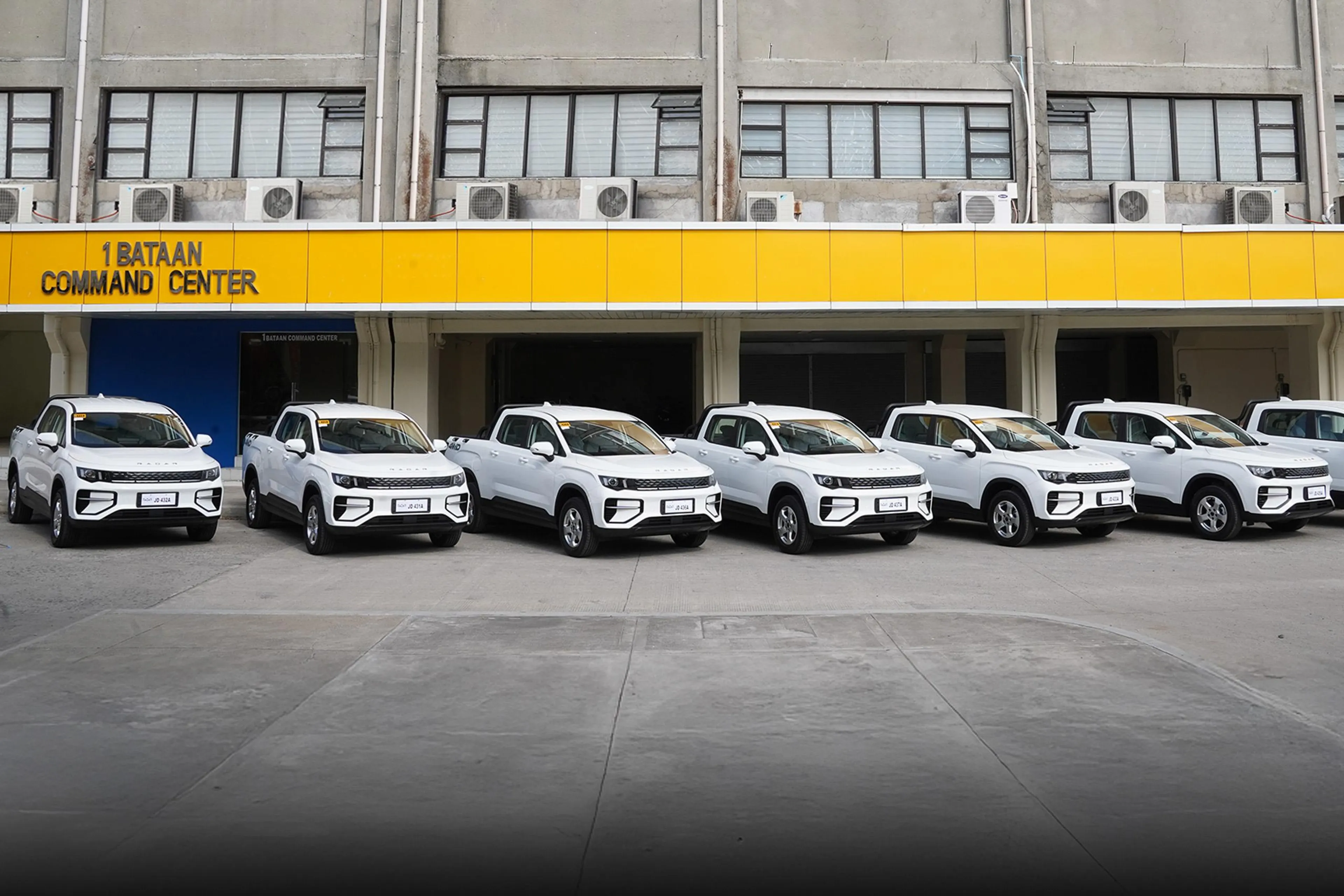 Radar PH turns over RD6 Econ 4WD EV units to Bataan LGU