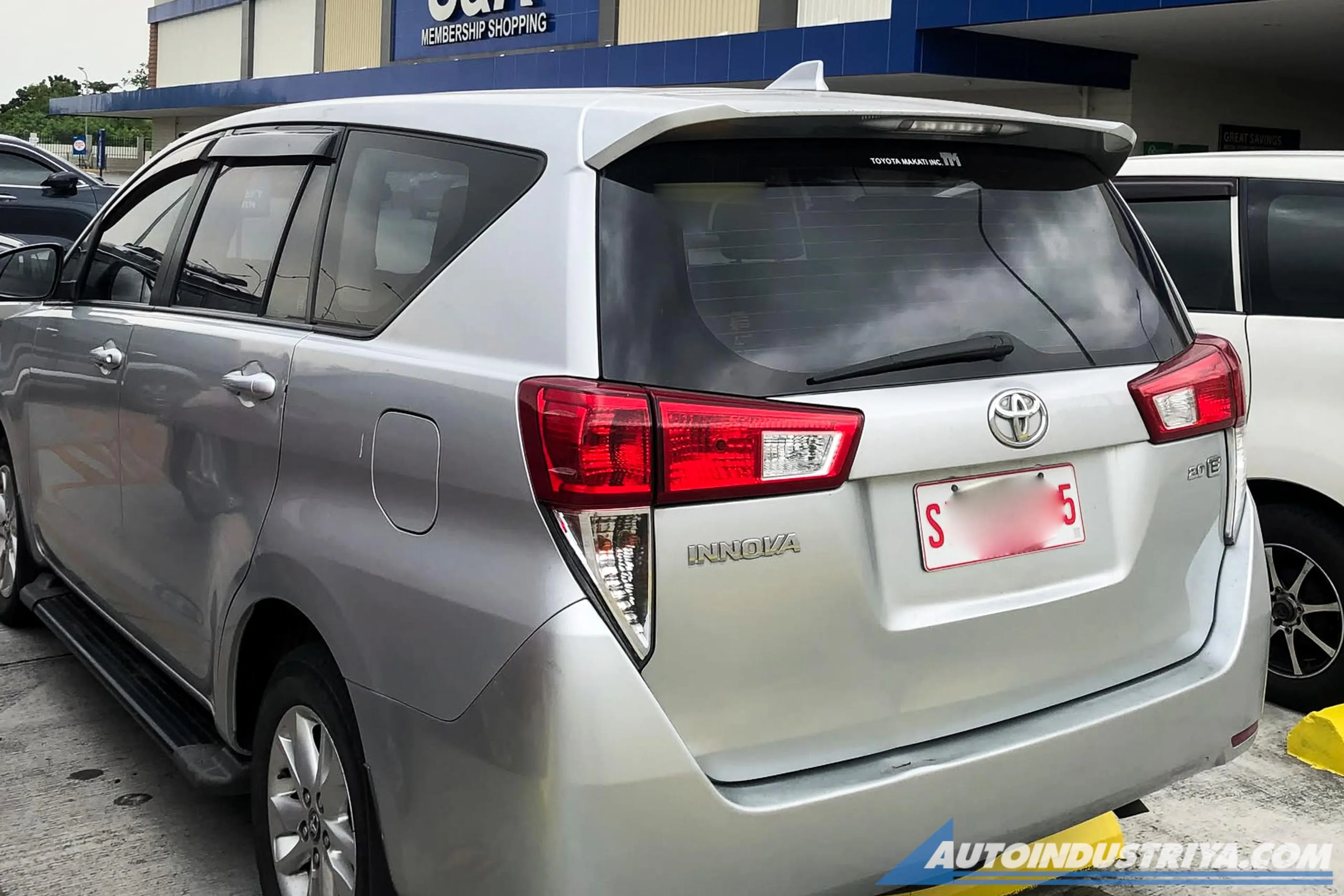 DILG: Red plate gov't vehicles cannot be used on weekends, holidays, etc.