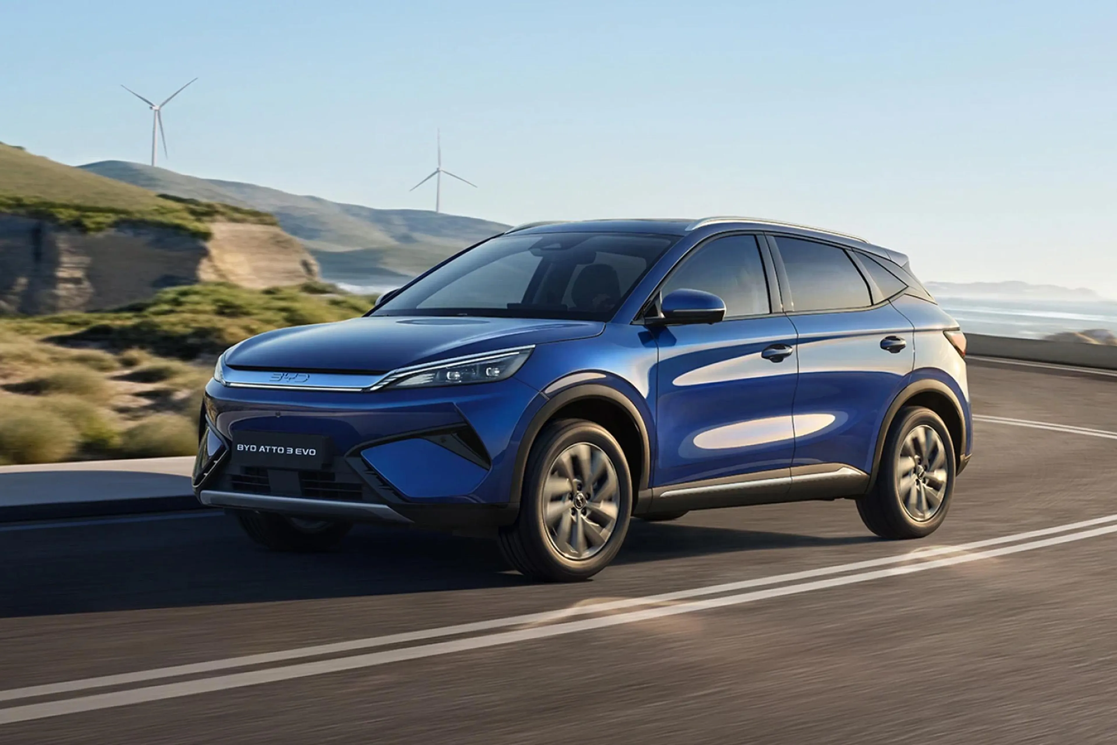 BYD updates Atto 3 with AWD, 800V system, and more power