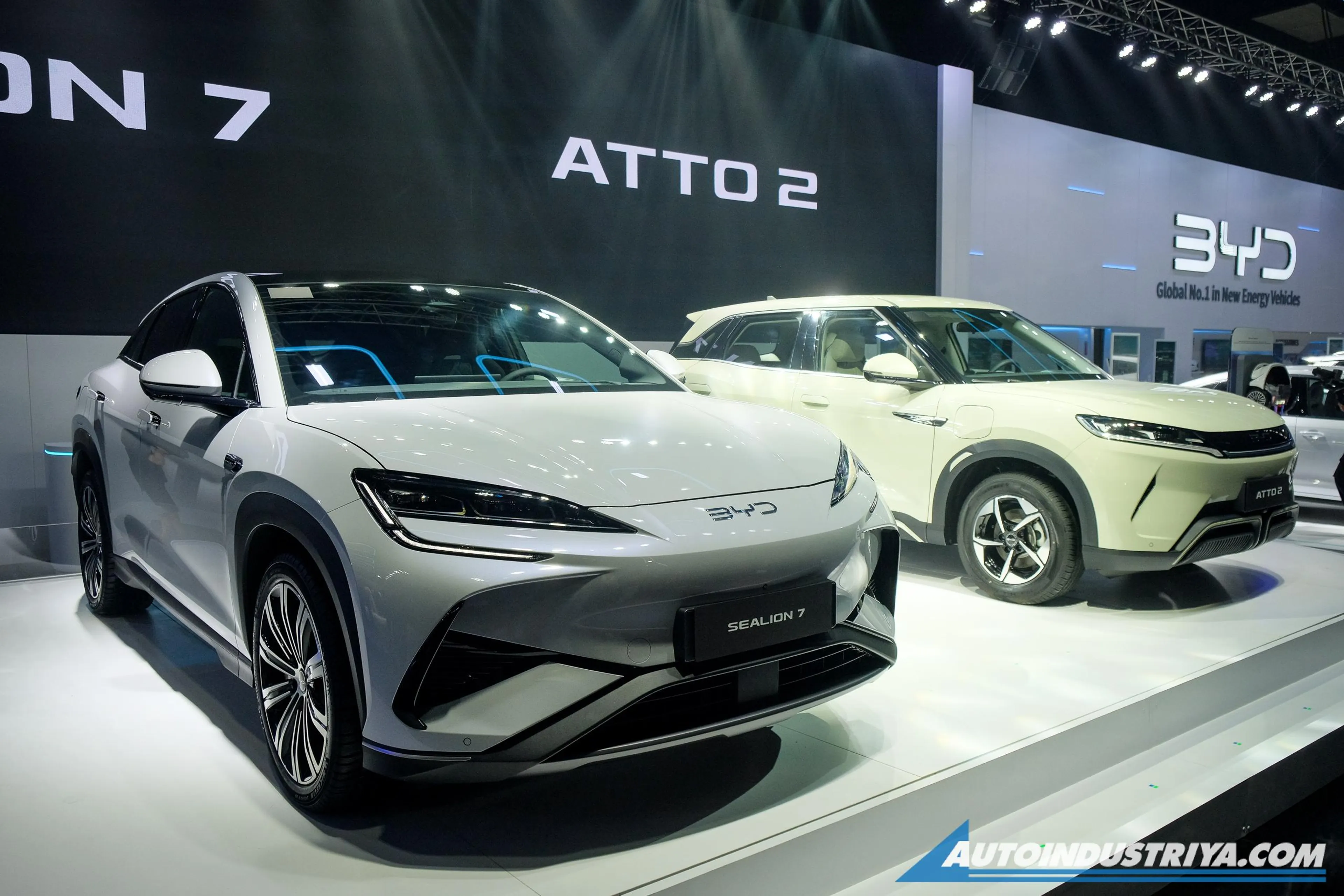 MIAS 2026: BYD previews Sealion 7, Atto 2 EVs for PH