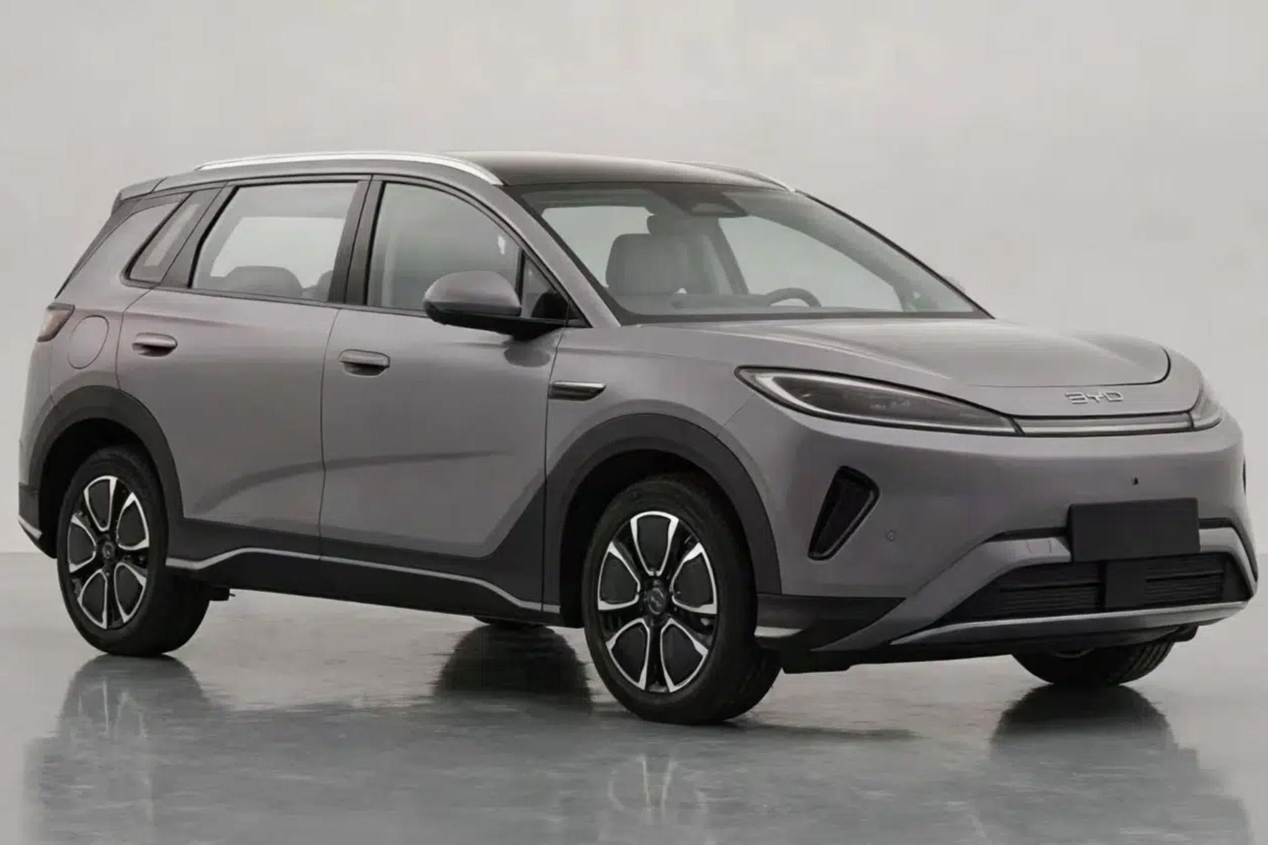 2026 BYD Sealion 05 PHEV revealed with up to 305 km of electric range