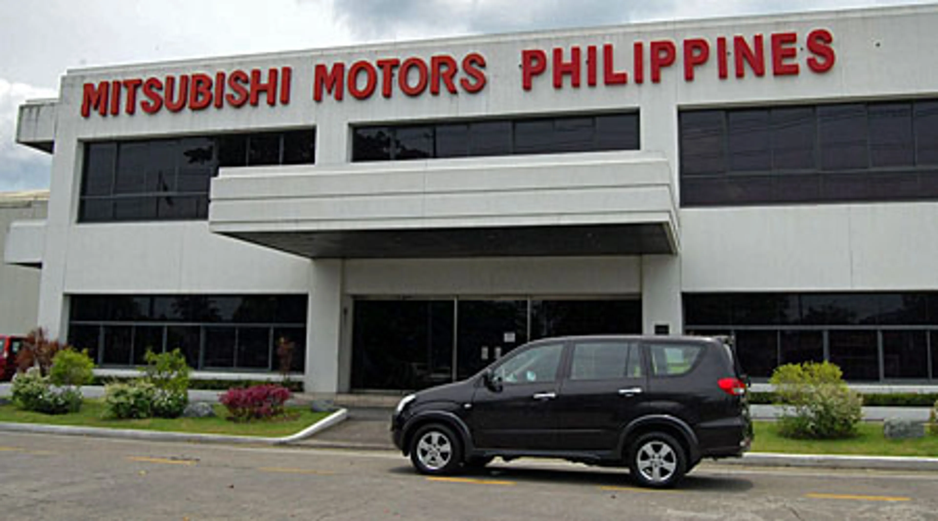 2008 Mitsubishi Fuzion GLS Sport