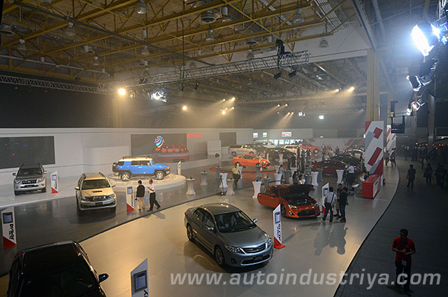 2013 World of Toyota Motor Show