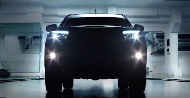 Toyota shows 2016 Hilux teaser, new diesel engine lineup