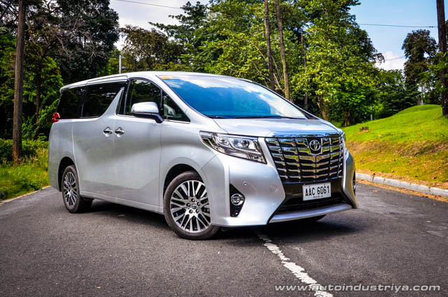 2015 Toyota Alphard V6