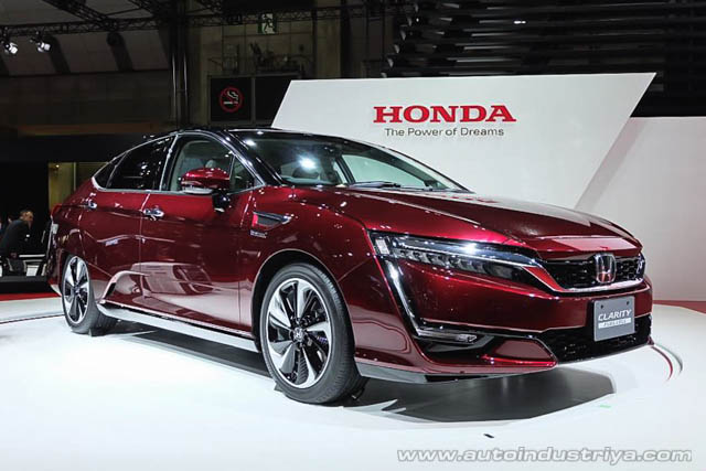 Tokyo 2015: Honda debuts the Clarity Fuel Cell