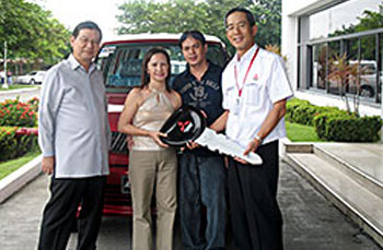 Mitsubishi Motors Awards the 50,000th Adventure