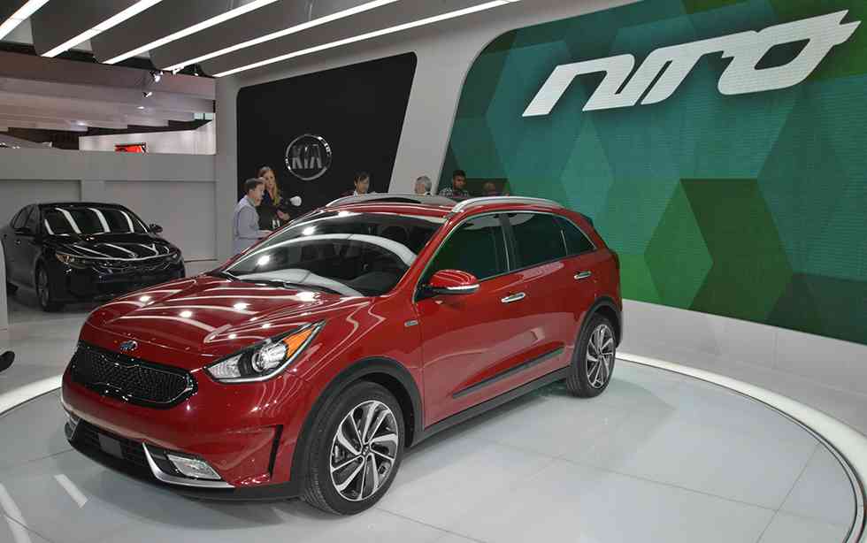 Chicago 2016: Kia Niro Hybrid Utility unveiled