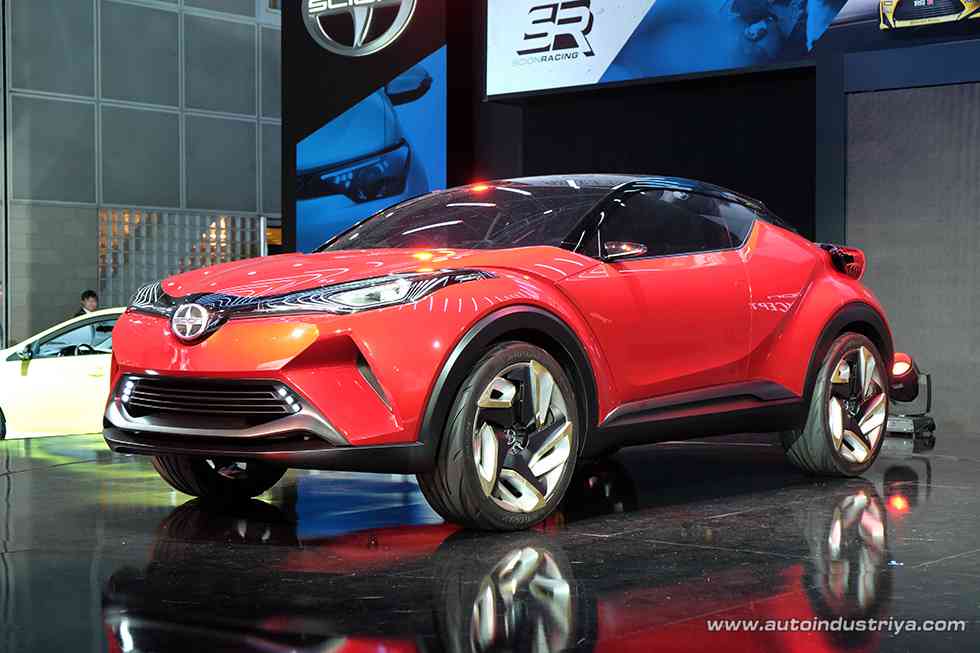 Production-ready Toyota CH-R to debut in Geneva