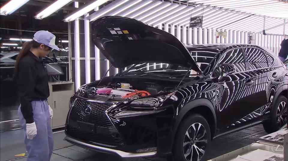 Toyota to partially resume Japanese plant production next week