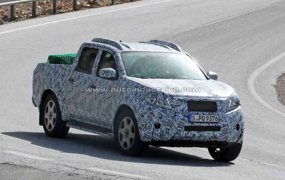 Spied: Upcoming Mercedes-Benz pickup caught testing