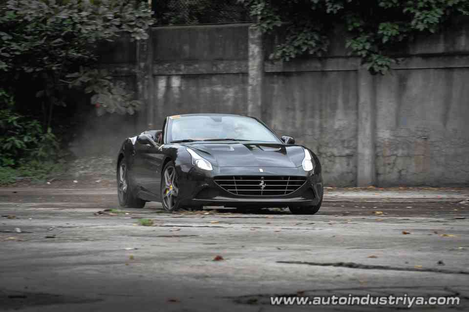 2016 Ferrari California T HS
